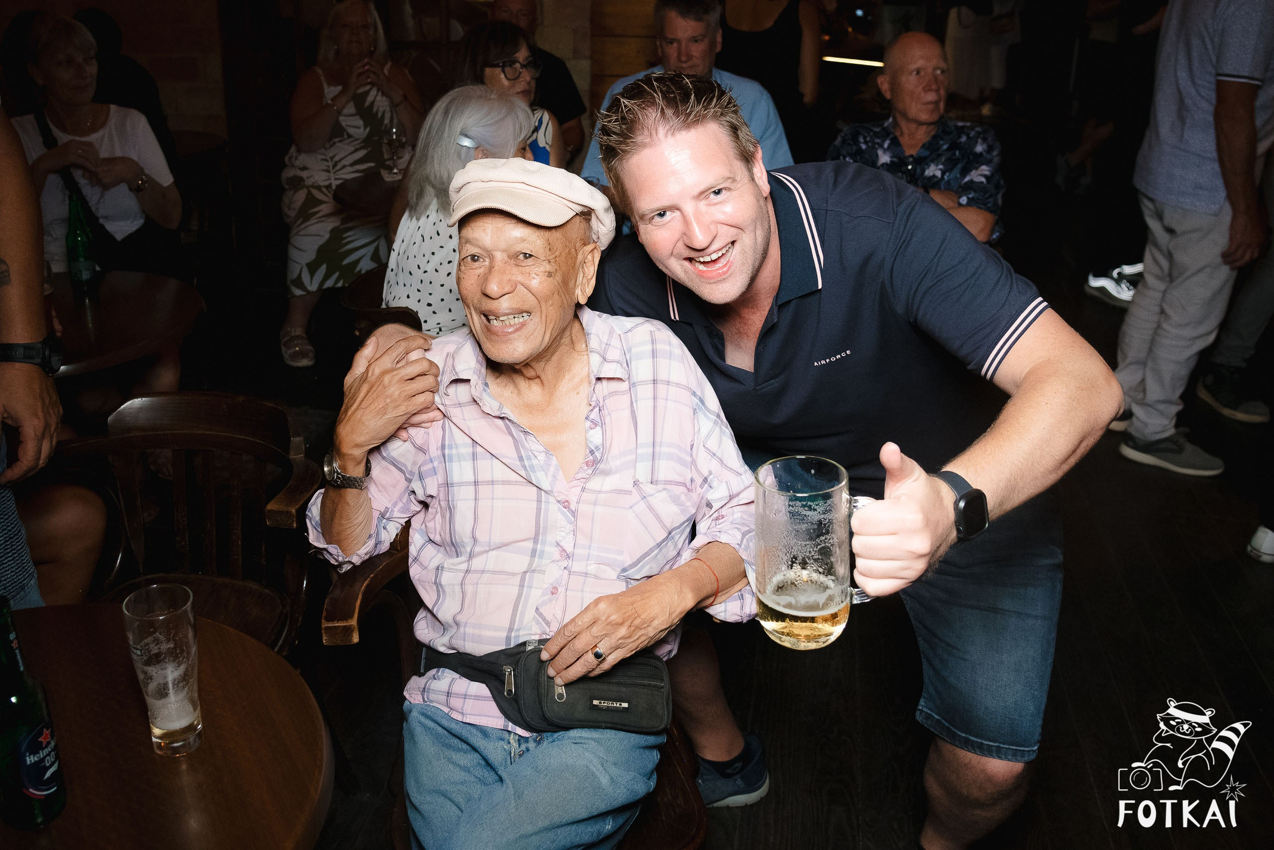 El Paso Rock Bar Torrevieja: Reportaje fotográfico 19.09.25 | FOTKAI