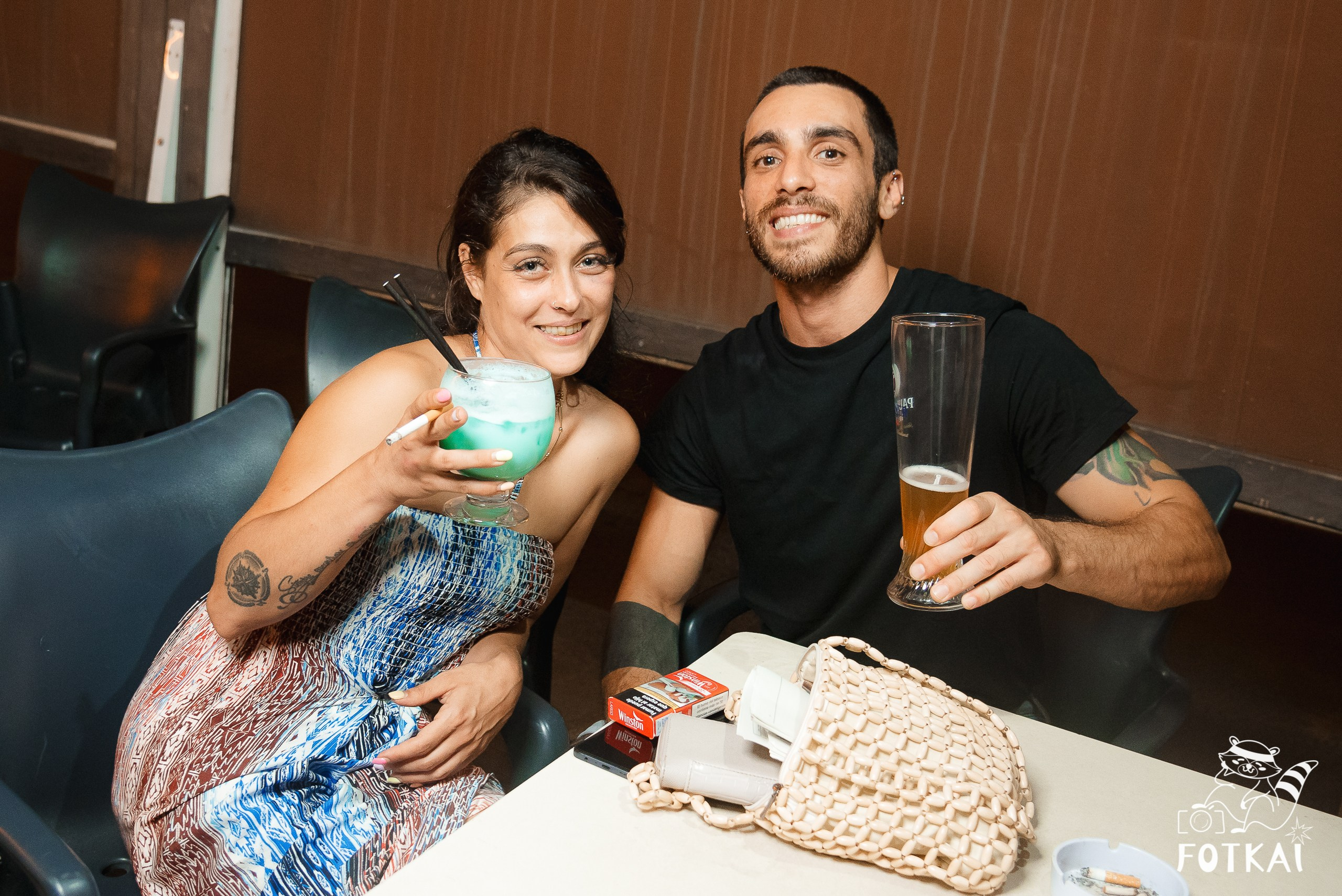 Reportaje fotográfico de FOTKAI | Get Back en El Paso Bar | Torrevieja, España, 12 de julio de 2025