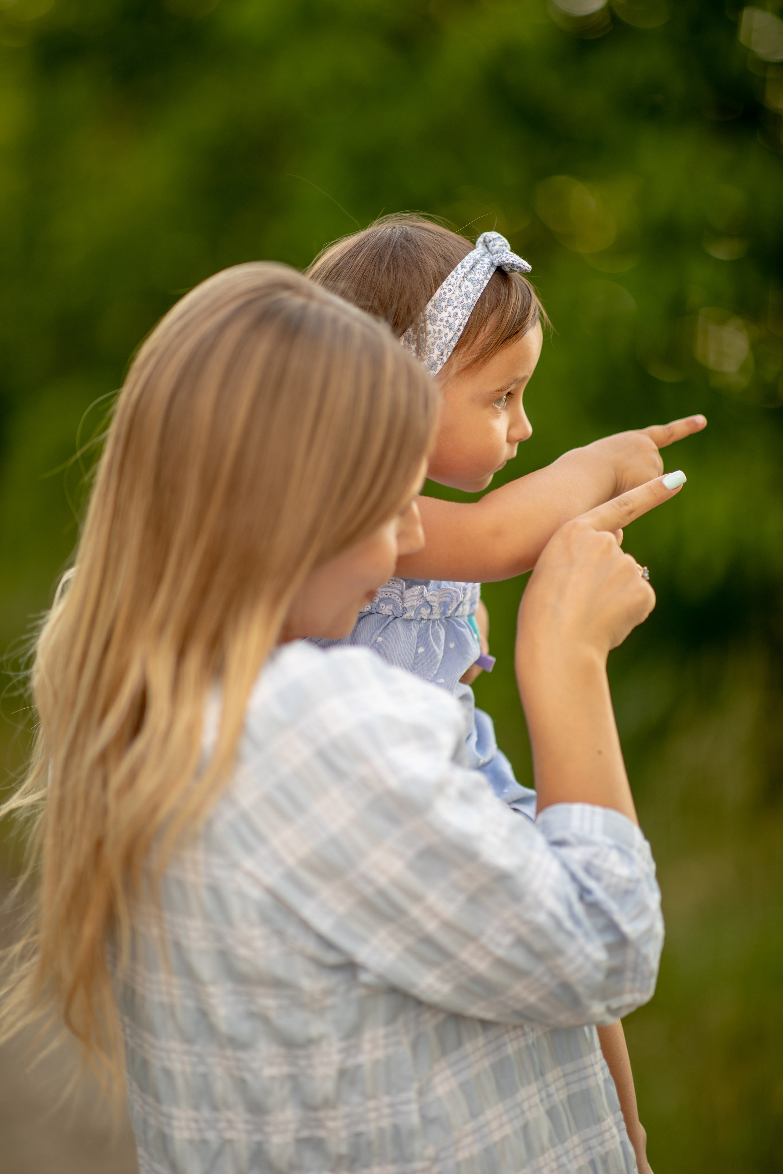 Family photo Maria si Elenica. N.D.photograph - fotograf de familie și portrete în Republica Moldova