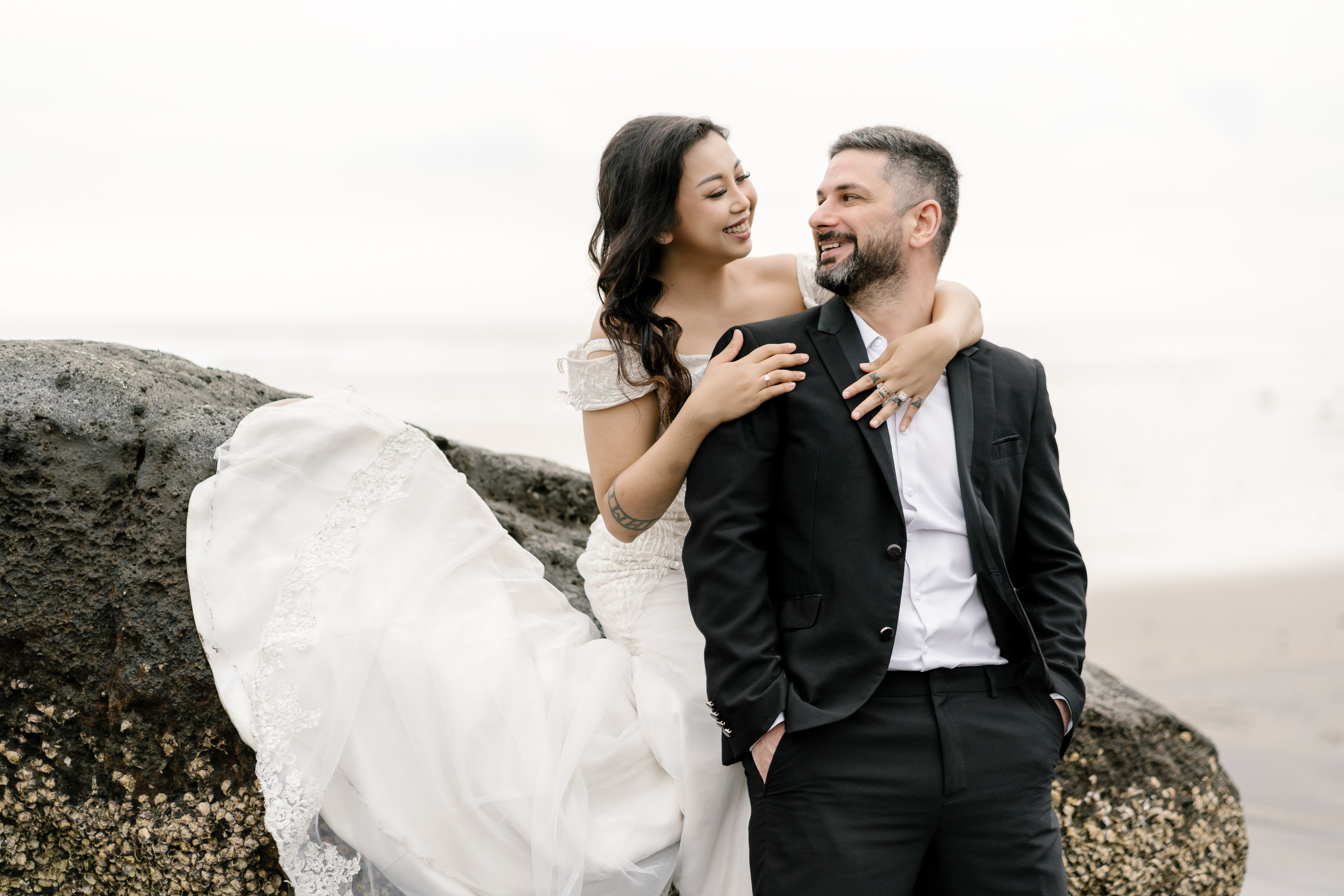 Honeymoon Photoshoot in Bali. Female Photographer in Bali