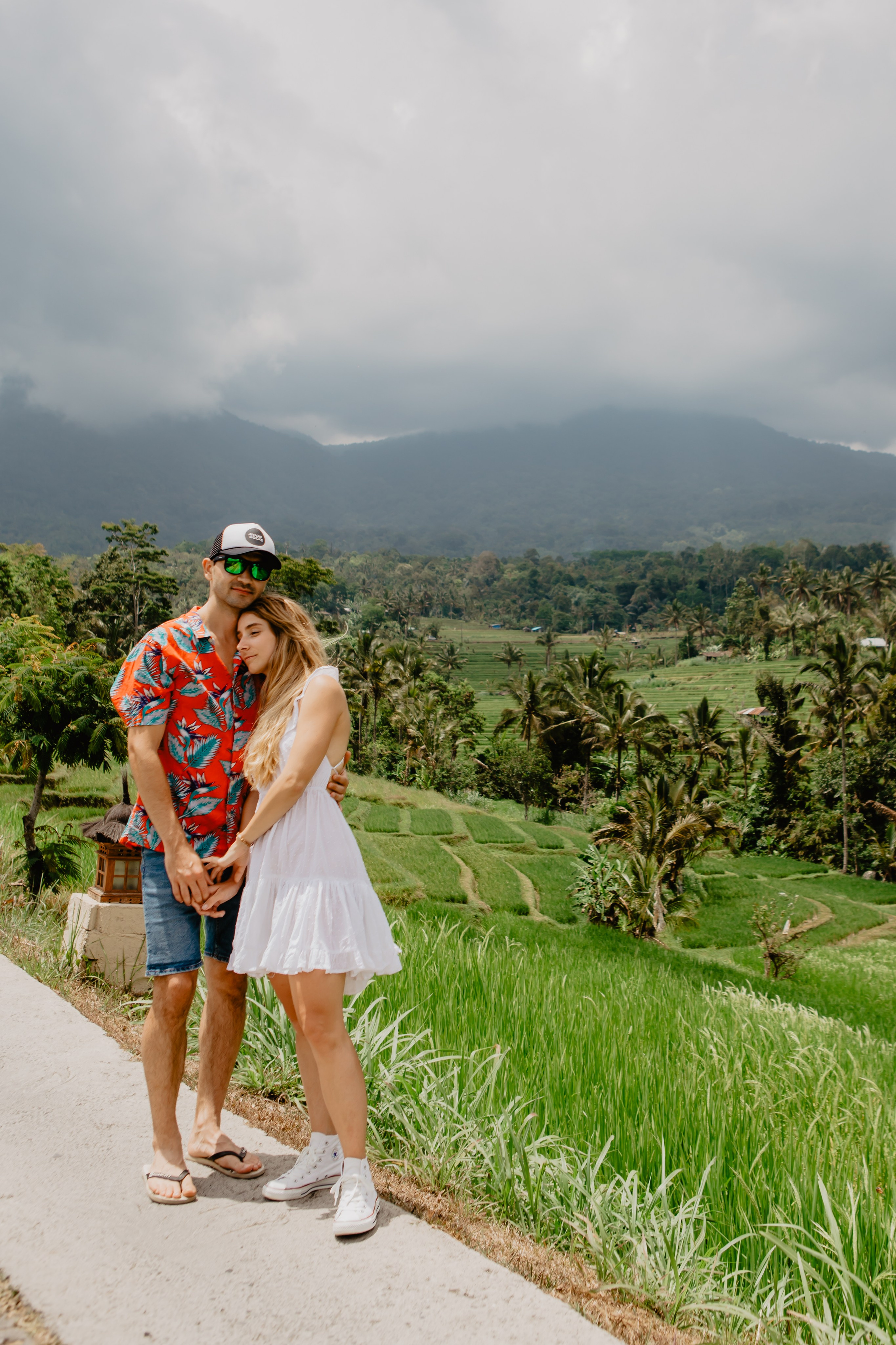 Honeymoon photo shoot in Bali. Female Photographer in Bali