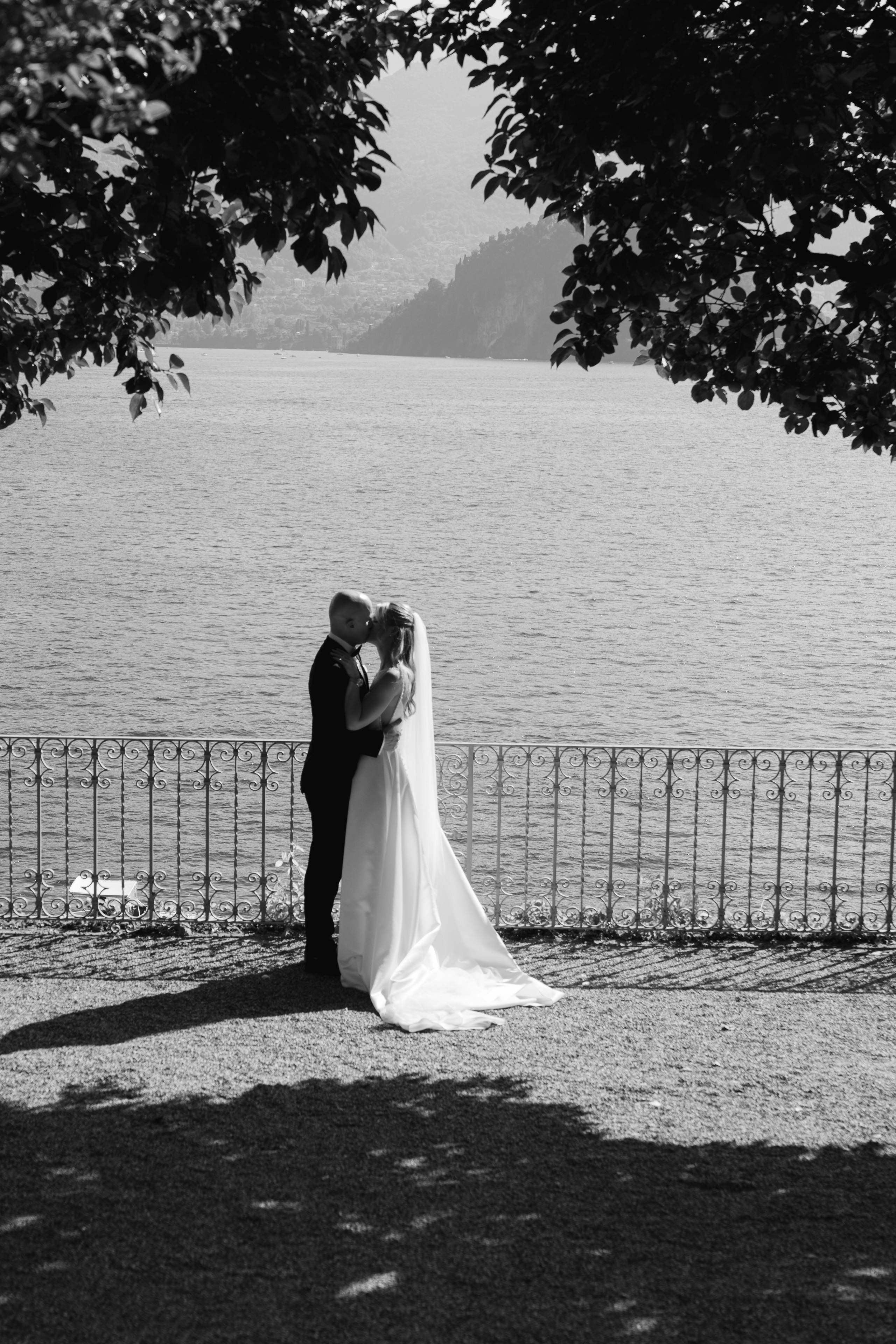 SIMONA AND SERDJIO_VILLA CIPRESSI_LAKE COMO. PHOTOGRAPHER IN ITALY