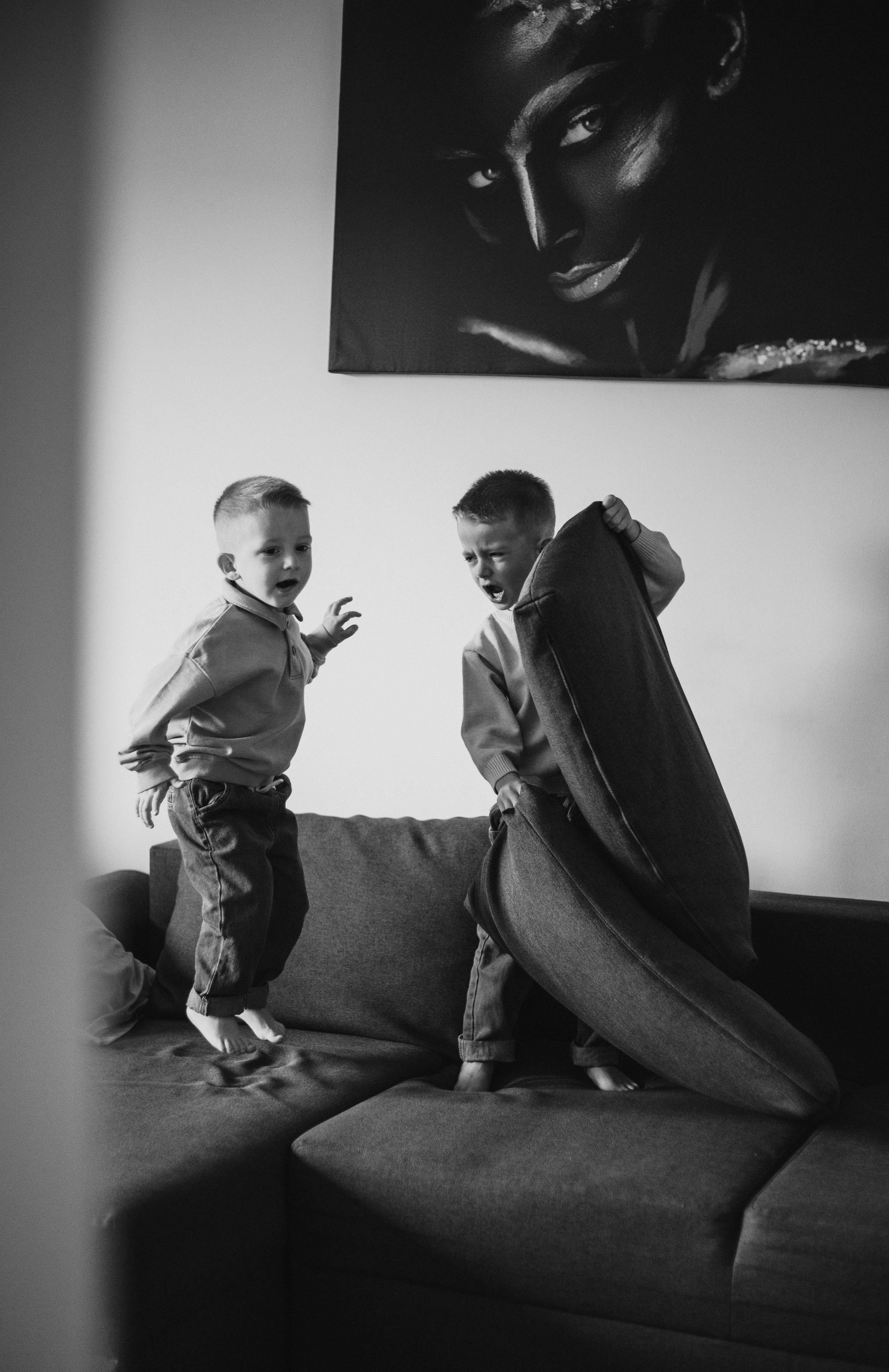 Ședințe foto de familie în Oradea realizate de Katsiaryna Ciortan. Fotograf de familie în Oradea Katsiaryna Ciortan