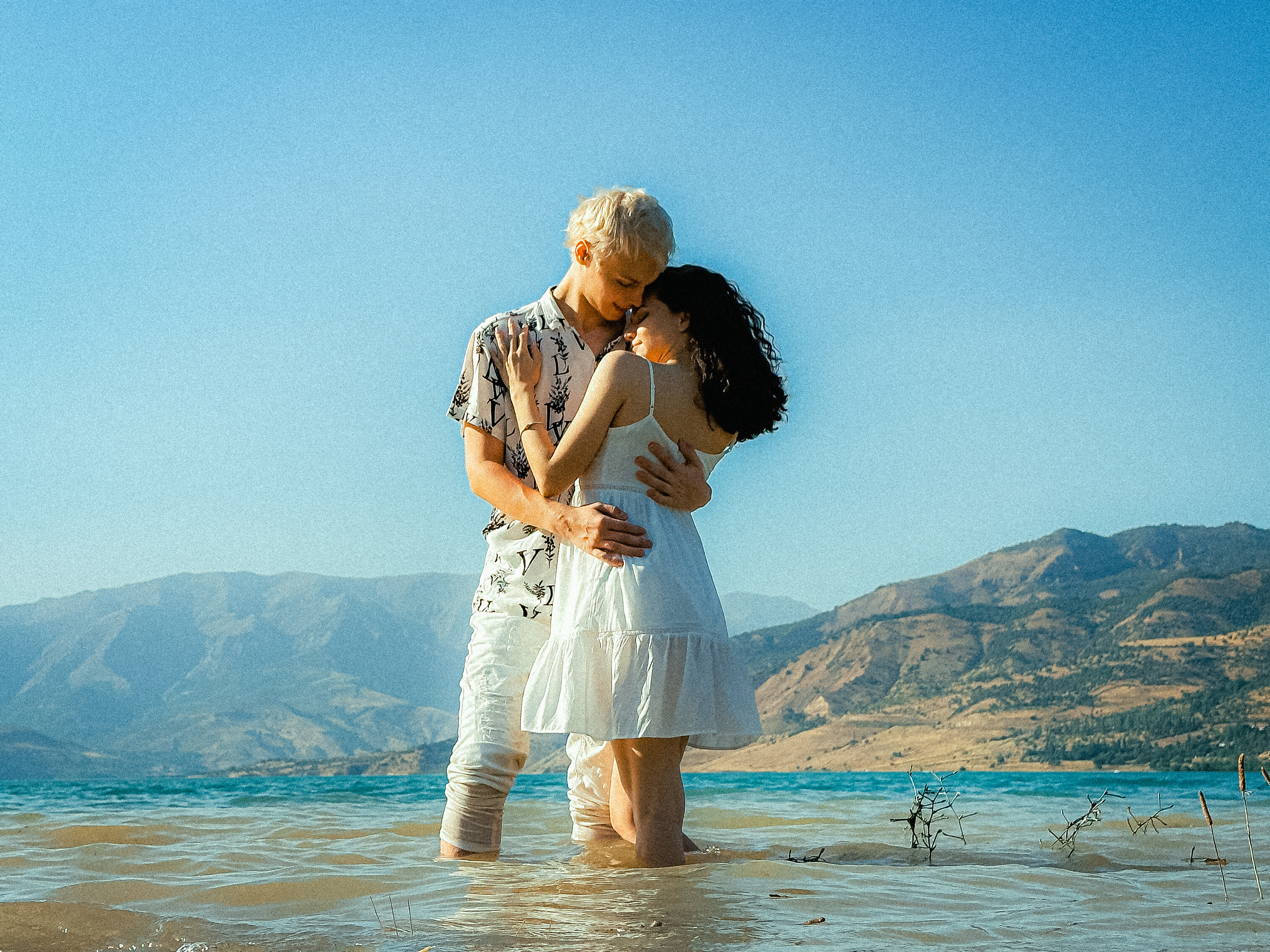 Lovestory. Чарвак. Георгий Намазов | Фотограф в Ташкенте