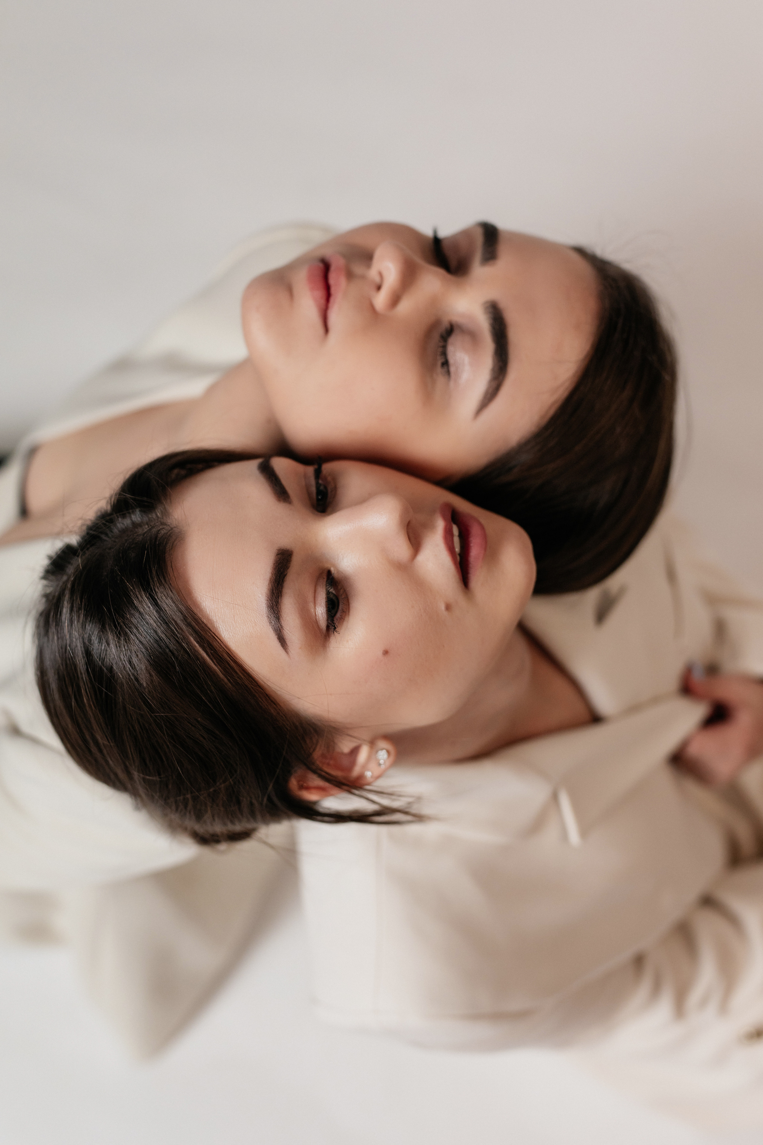 Юля и Эвелина