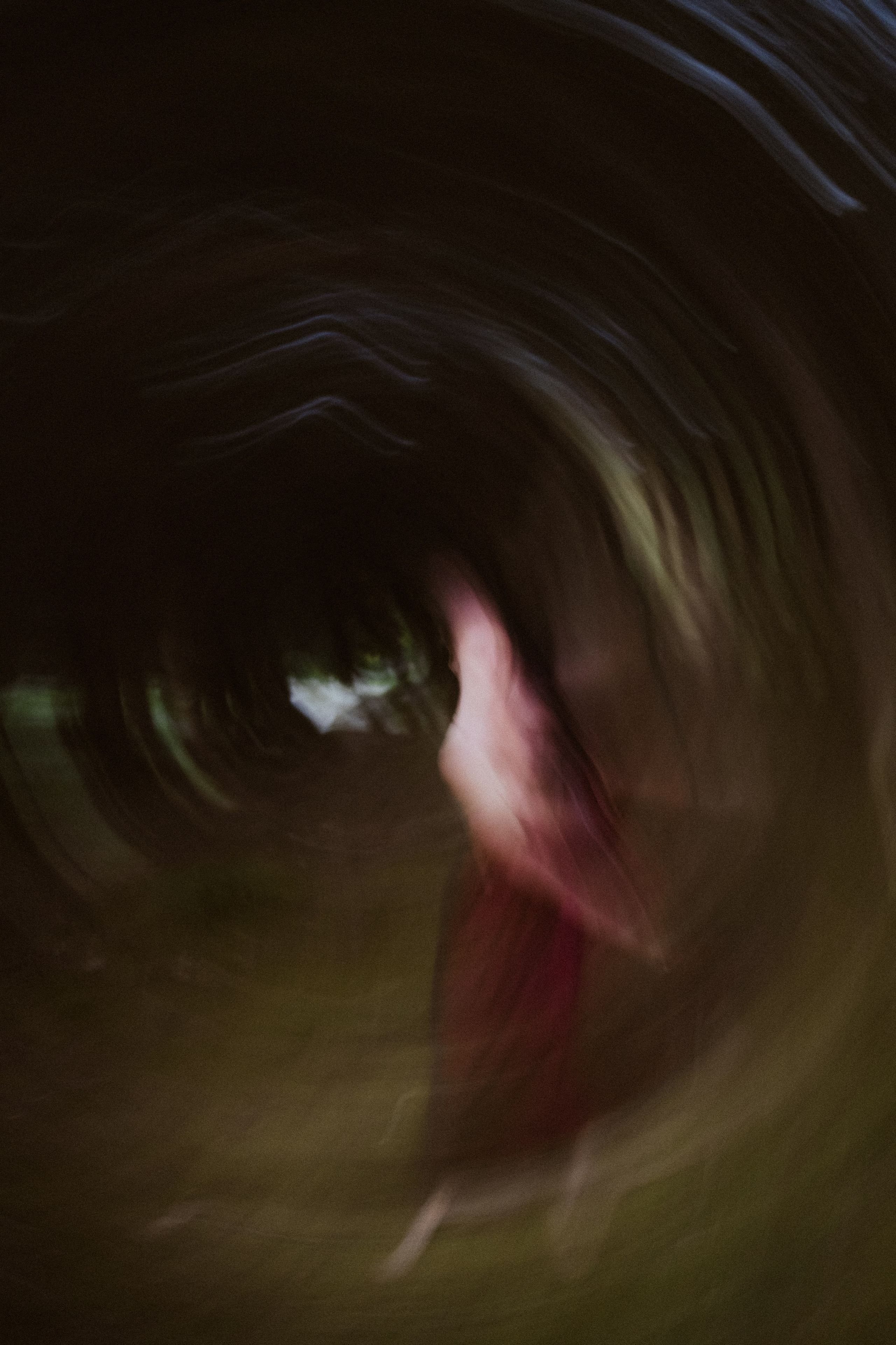 The woman who goes under — Elsa | Intimate Photography