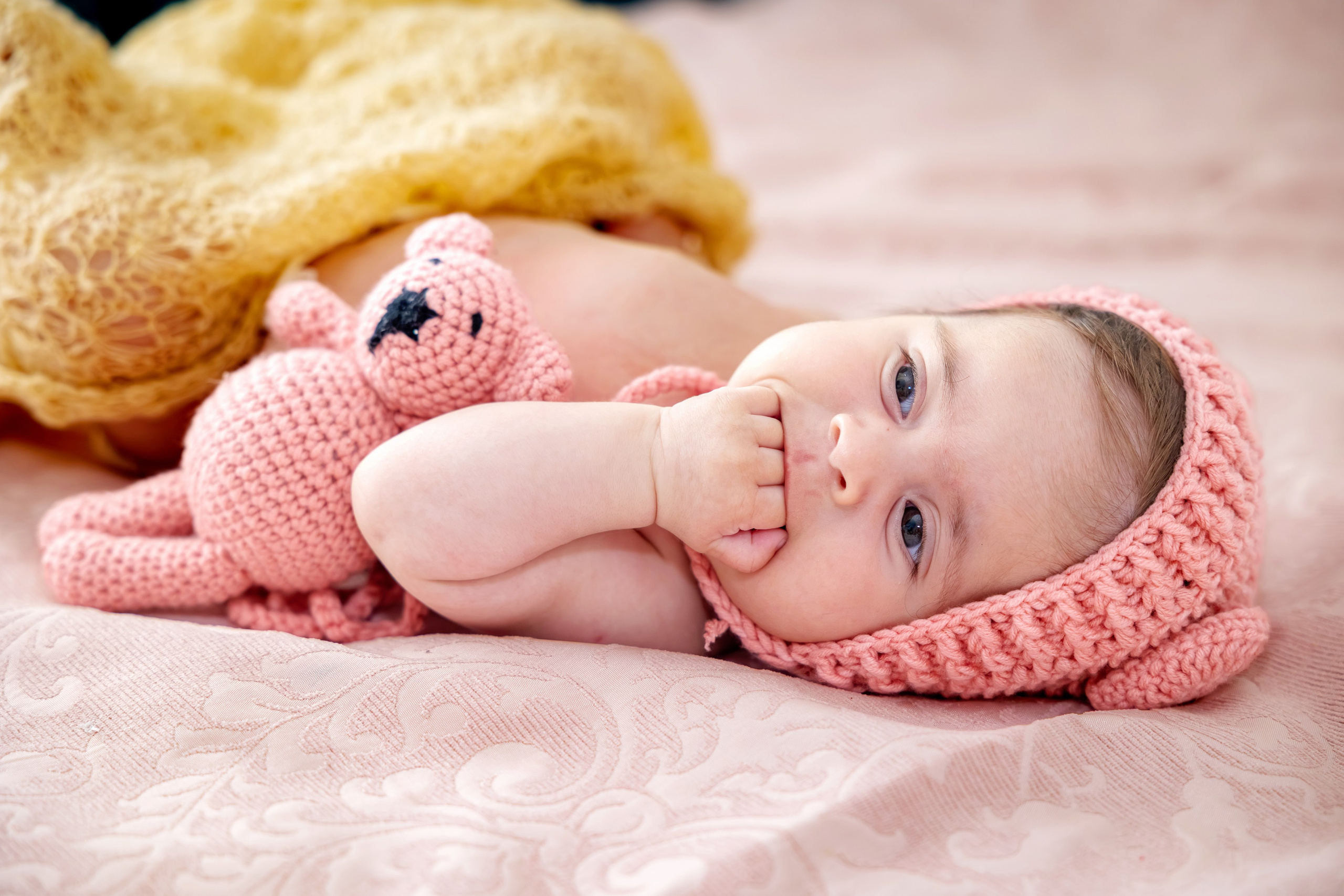 Iris Stefania. Moments By Gub