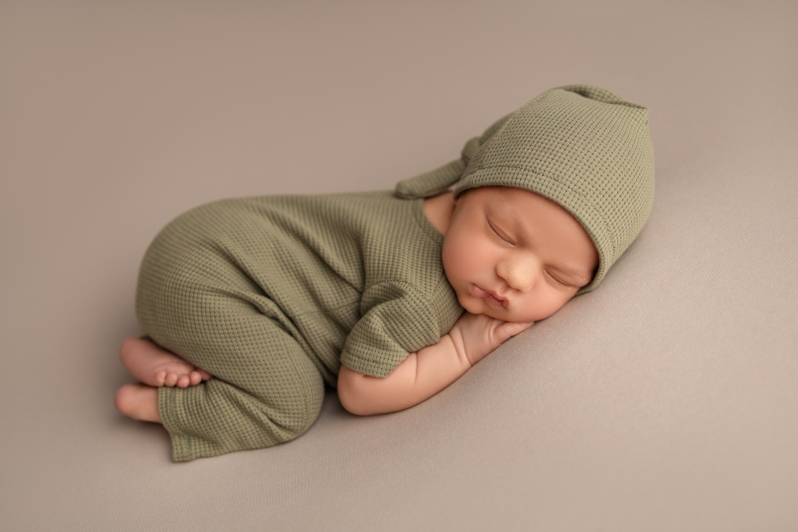 Neugeborene. Neugeborene- Schwangerschaft- und Kinder Fotografin in Lehre