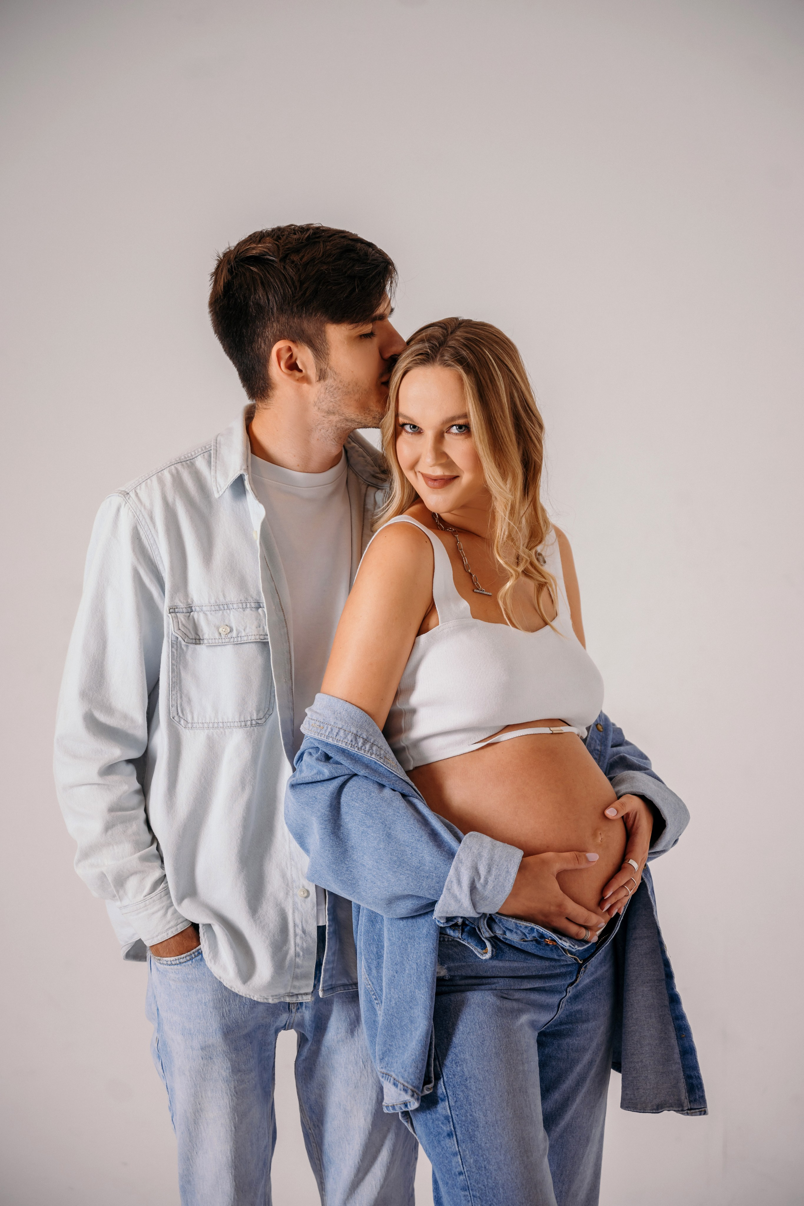 Maternity photo shoot. Pregnancy photo shoot. Wedding, maternity and family photographer in Charlotte Tasha Minn