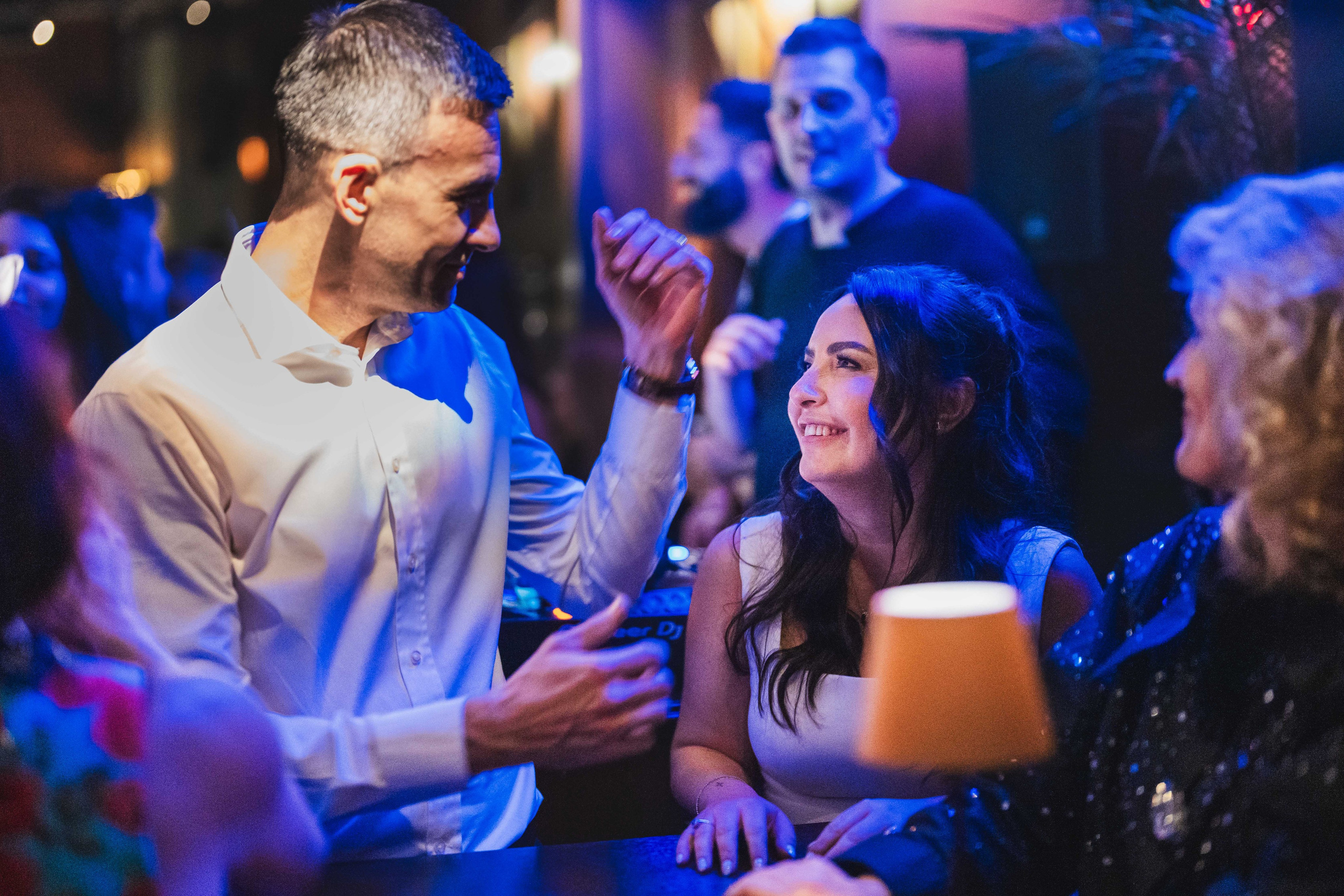 PARTY. Gabriel Florea — Fotograf nuntă București