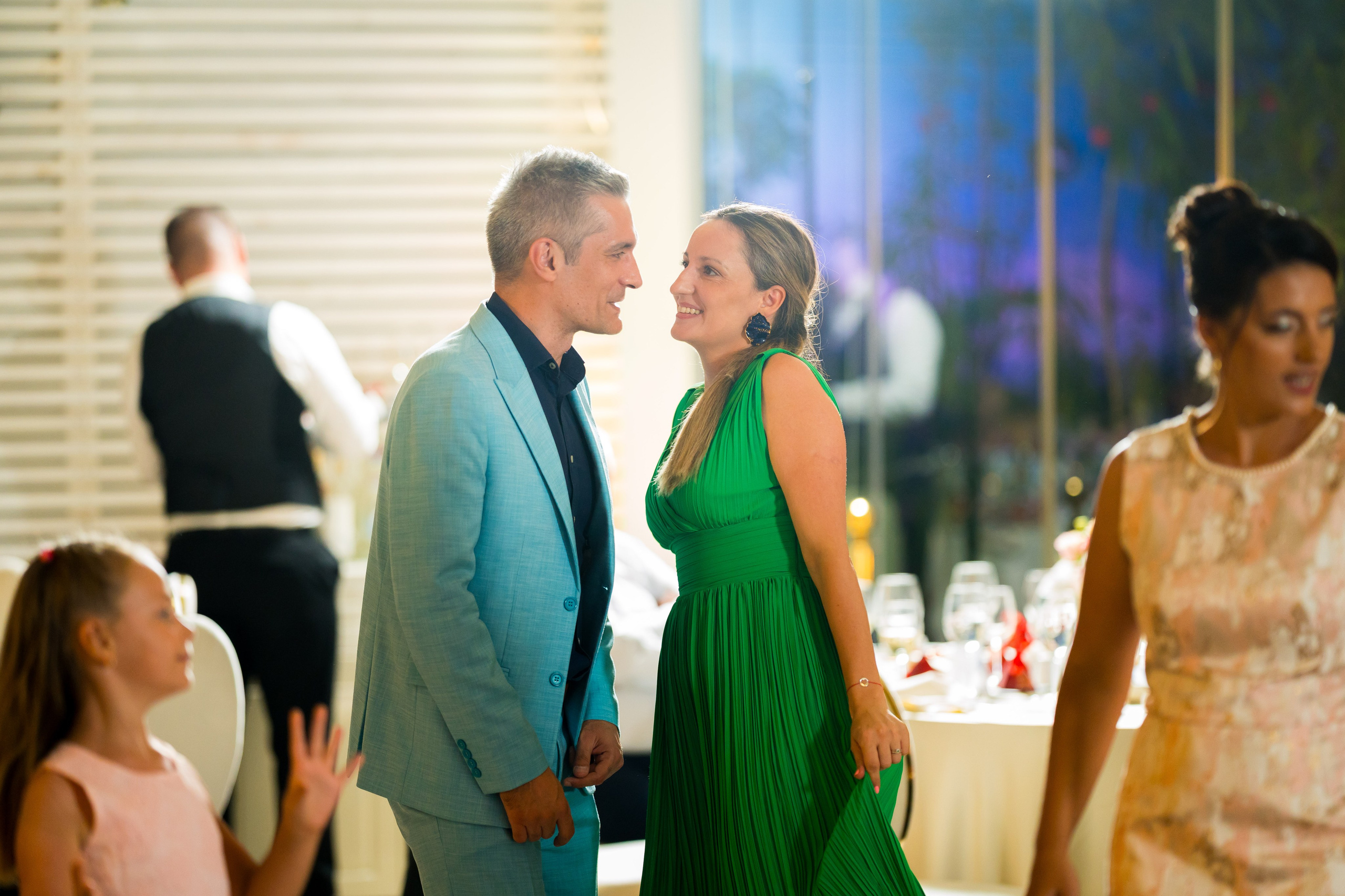 PARTY. Gabriel Florea — Fotograf nuntă București