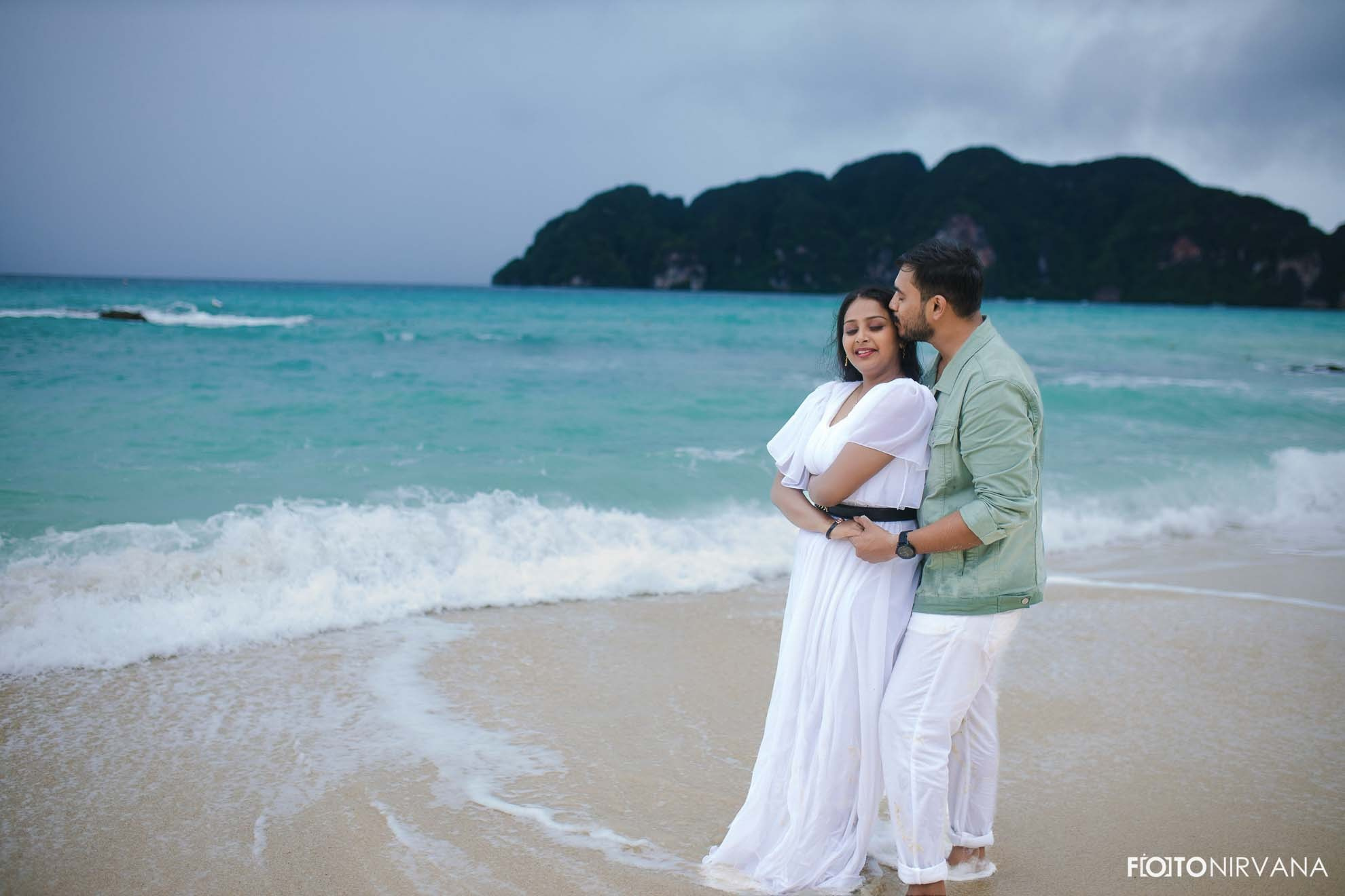 MANOJ + RAKSHITHA. CANDID WEDDING PHOTOGRAPHER in BANGALORE