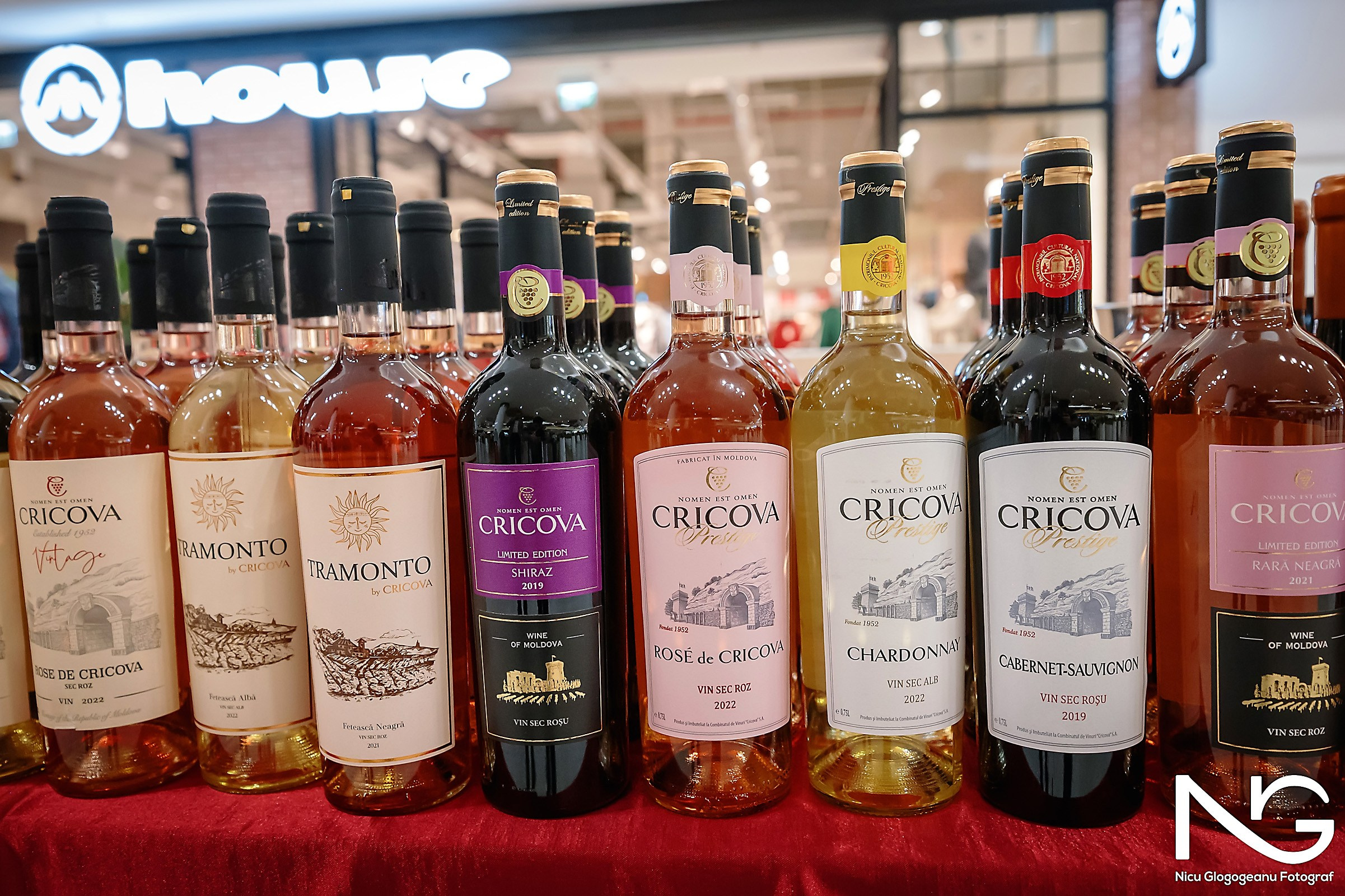 Fotograf Targ de Nunta Pitesti 2024 Fotograf Nunta Botez Pitesti Craiova Corporate