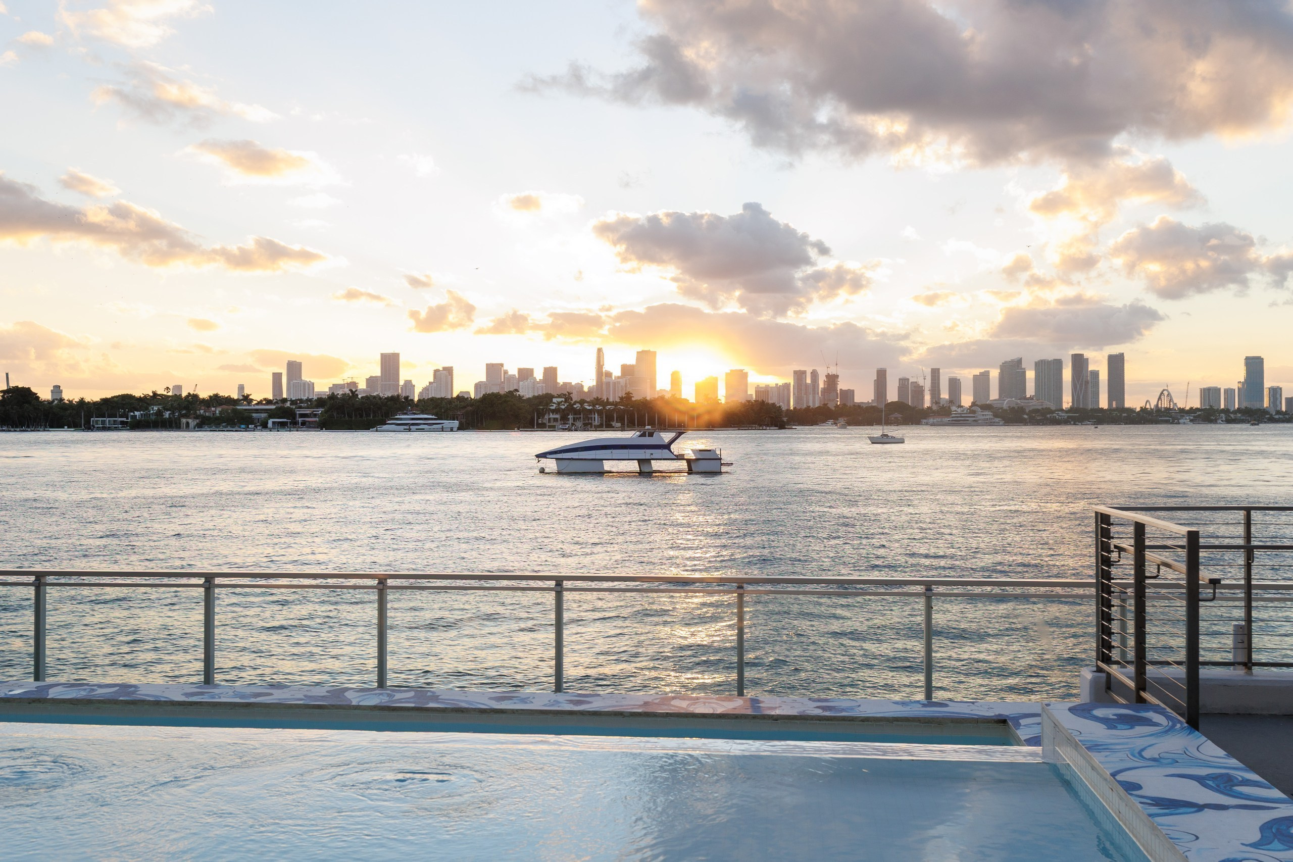 Sydney & Daniel, Miami Florida. Wedding Photo & Video