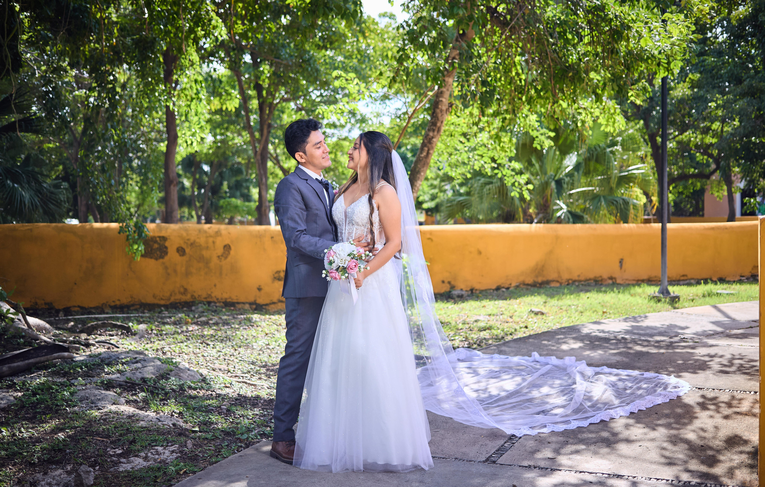 Naomi y Lorenzo. Christian Ku fotógrafo en Mérida, Yucatán