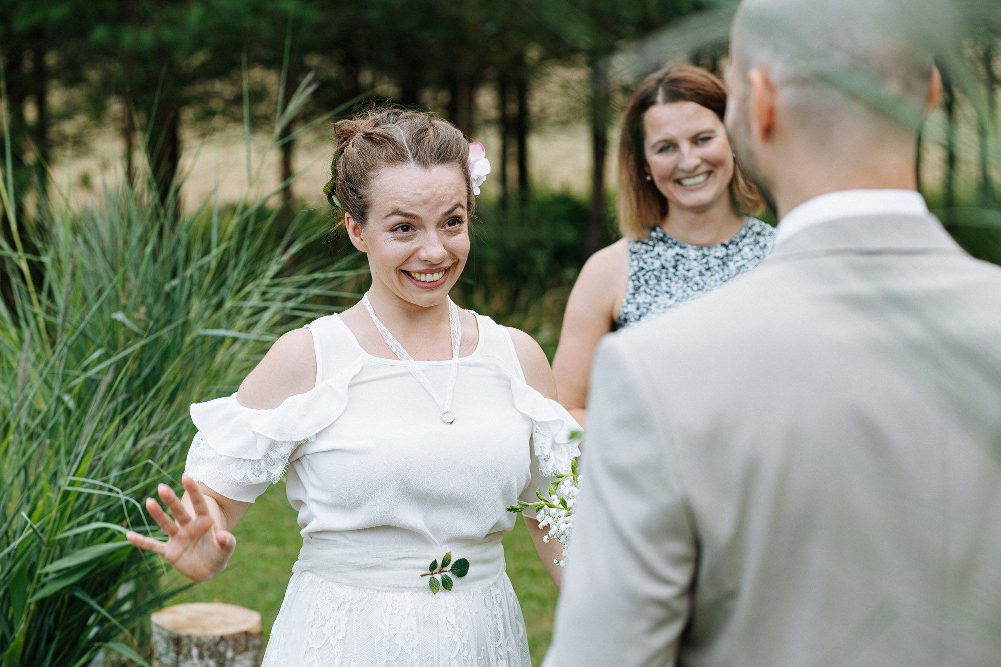 Kāzu svinības Siguldas kalnā, pie dabas viesu namā Kamēlijas