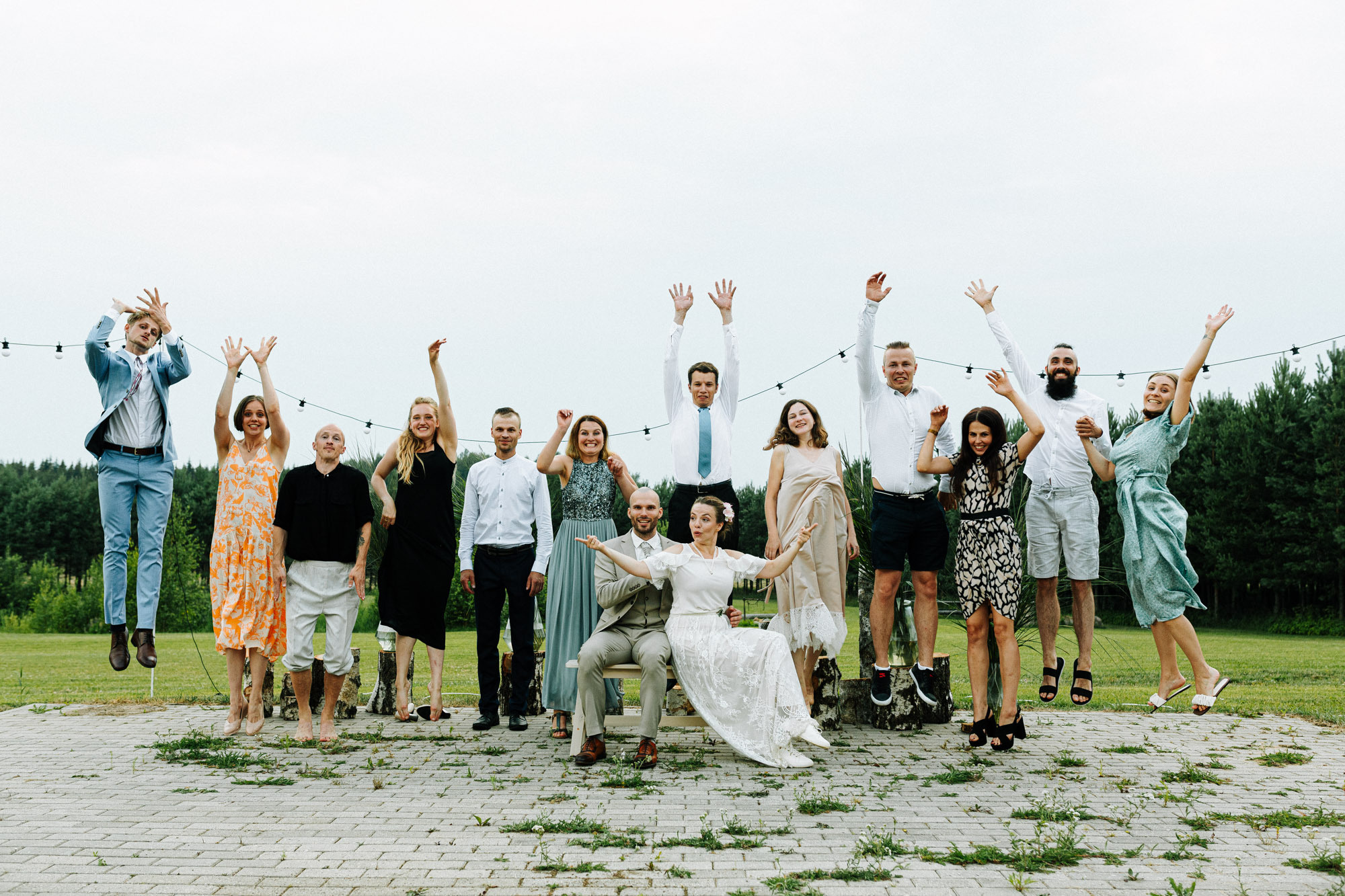 Kāzu svinības Siguldas kalnā, pie dabas viesu namā Kamēlijas