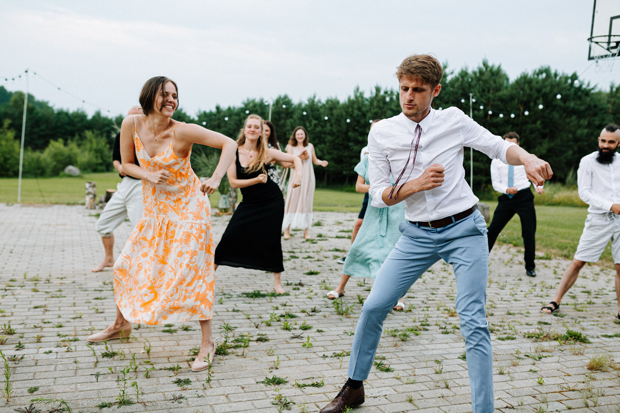 Kāzu svinības Siguldas kalnā, pie dabas viesu namā Kamēlijas