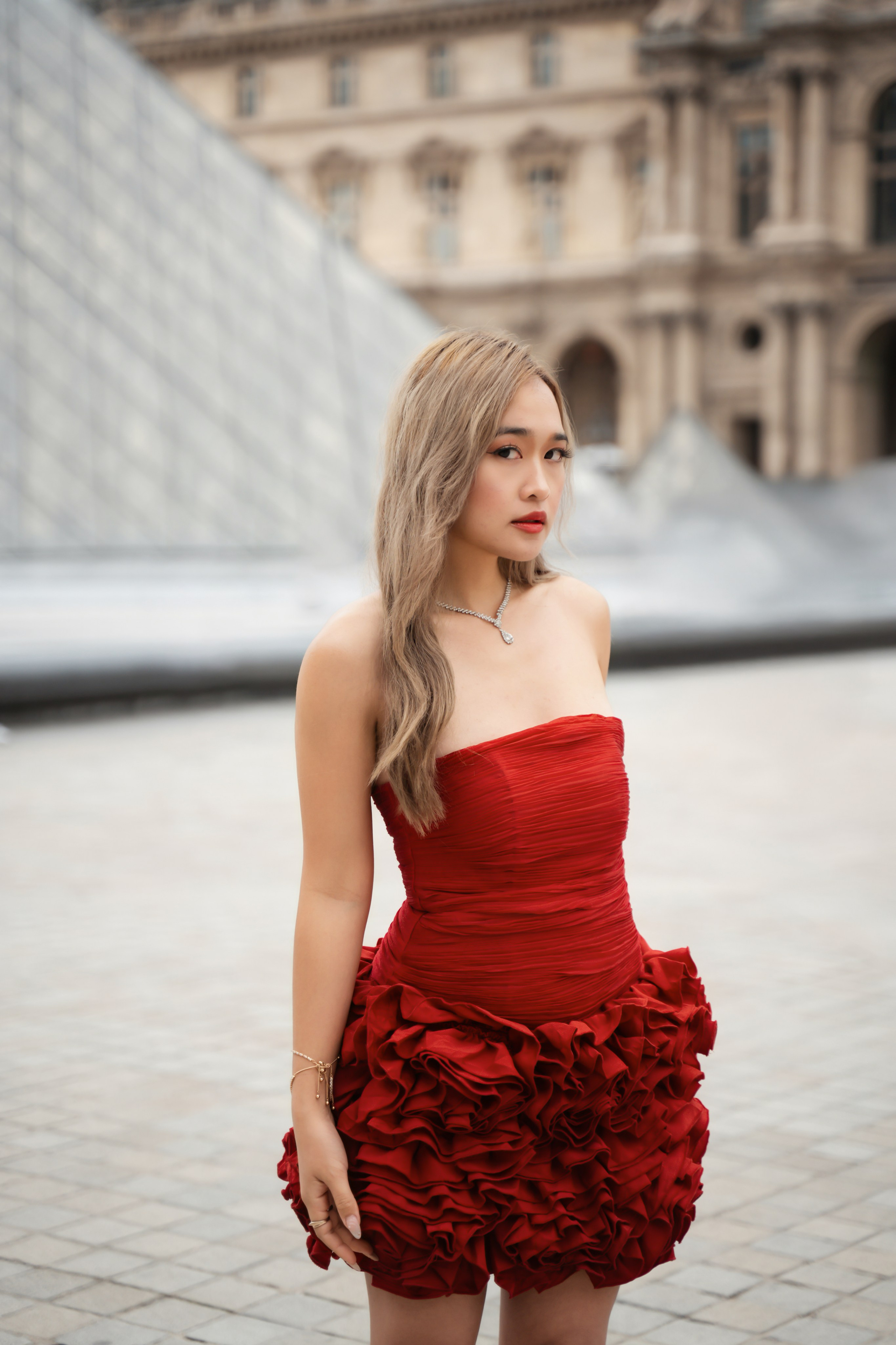 Natalie (2.5 hours). Photographer in Paris|Solo and groups, portraits & content, couples photo-shoot in Paris at the best locations