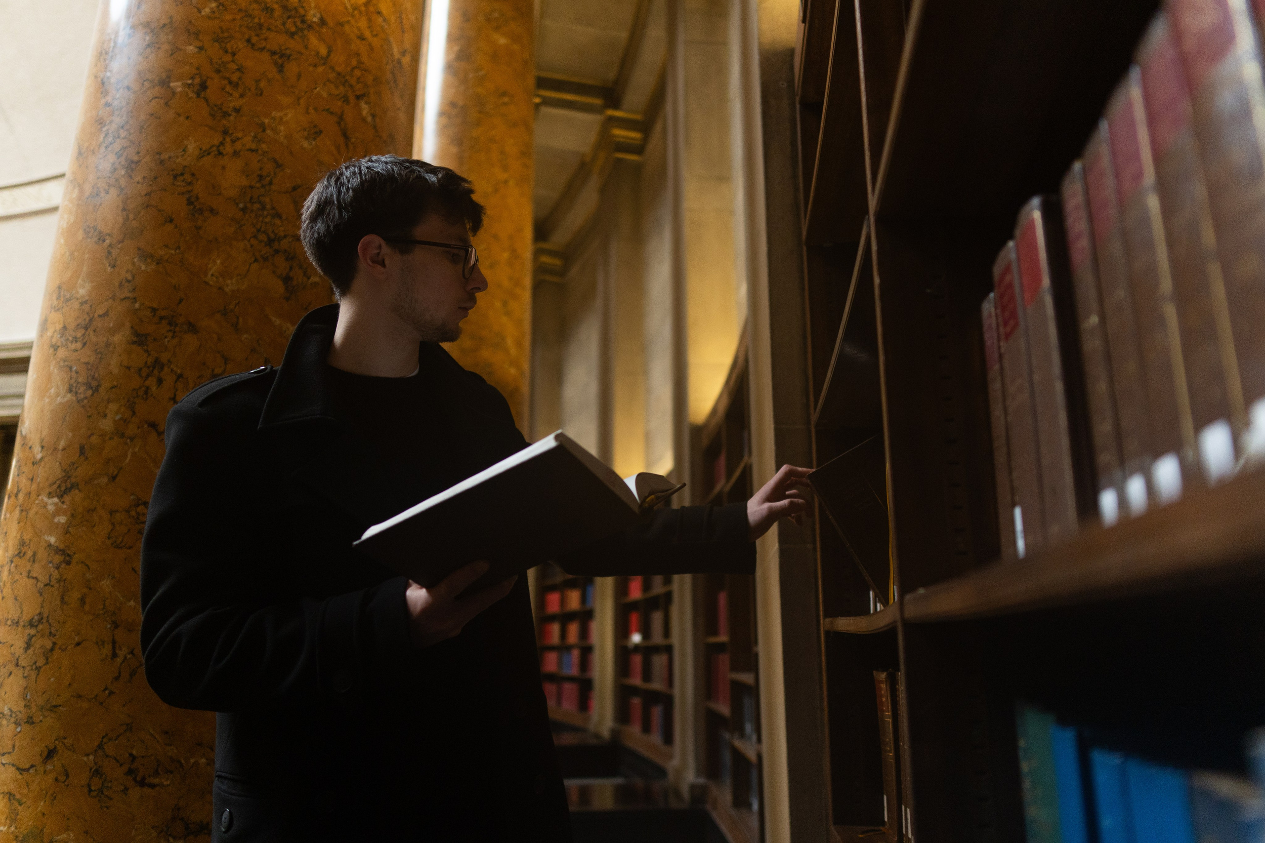 Library Photoset. Molfar Visuals
