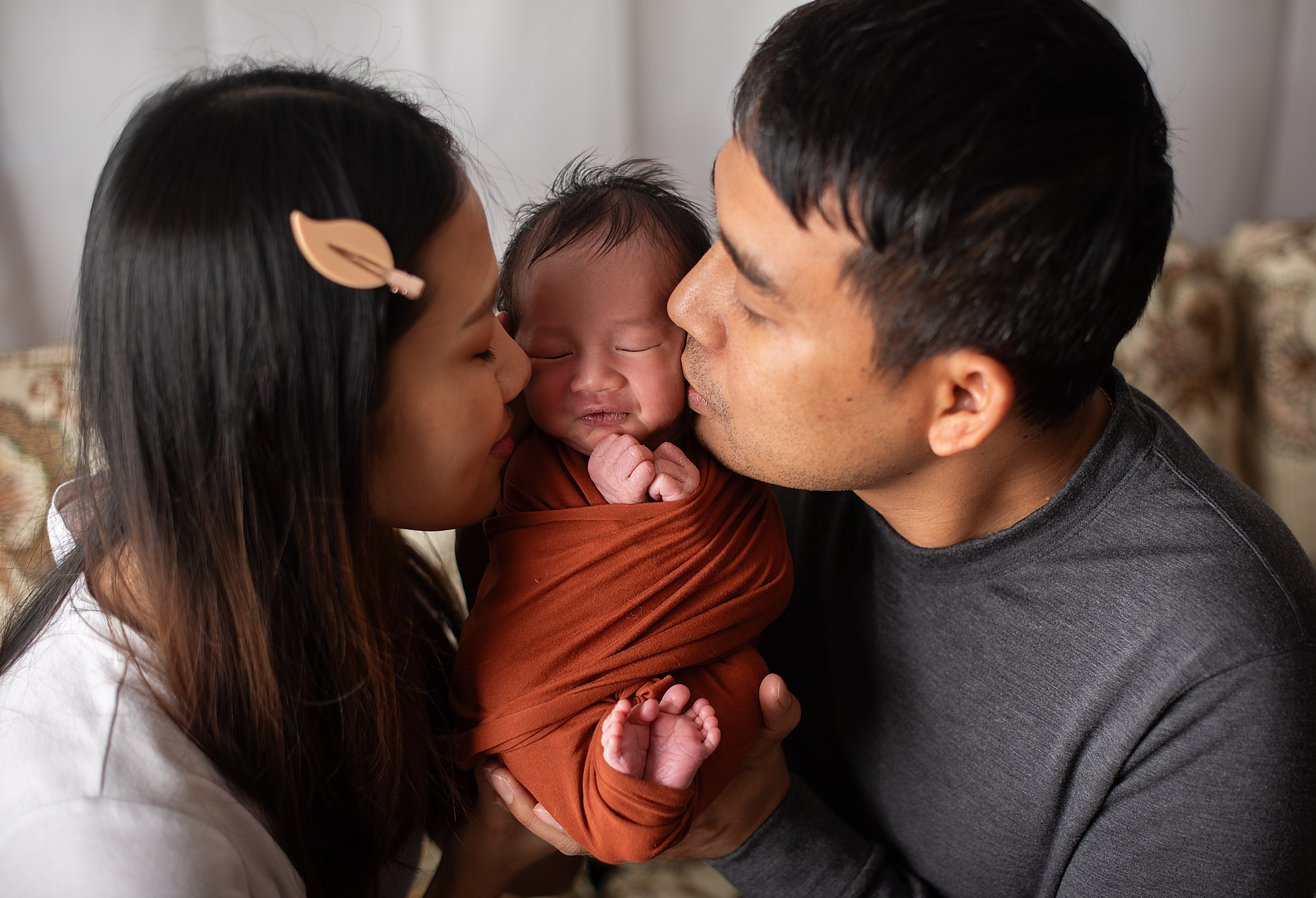 SHAWN. Newborn, pregnancy, family photographer in New Jersey