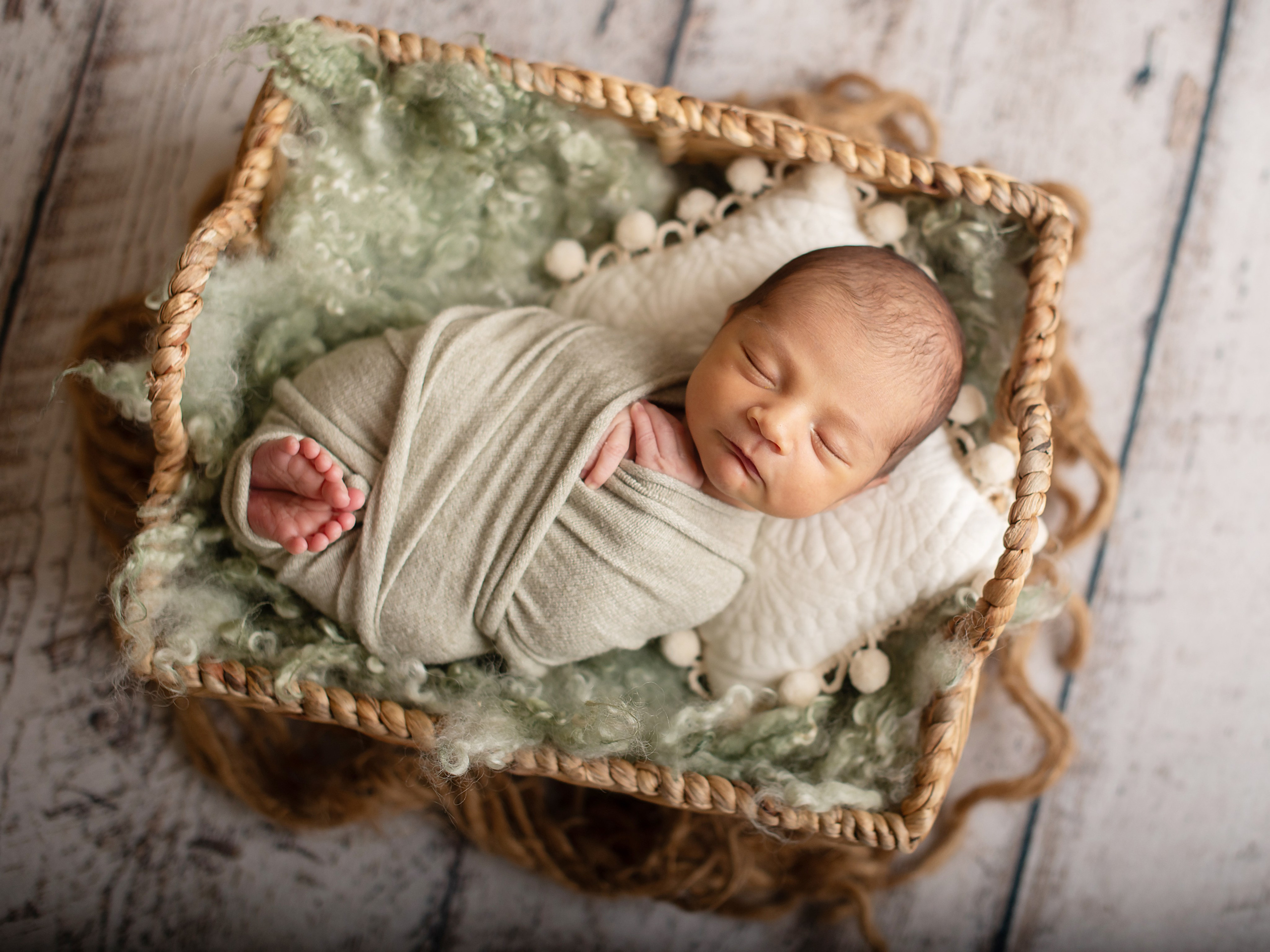 Mr Kolya. Newborn, pregnancy, family photographer in New Jersey