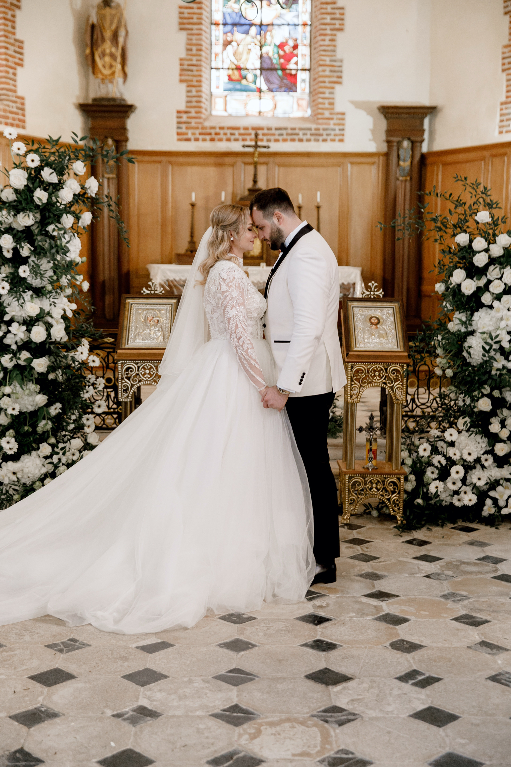 Chateau de Vallery France Cristian&Calina Wedding 2023. Iurkovski PHOTOGRAPHY in Europe. Luxury destination weddings and events