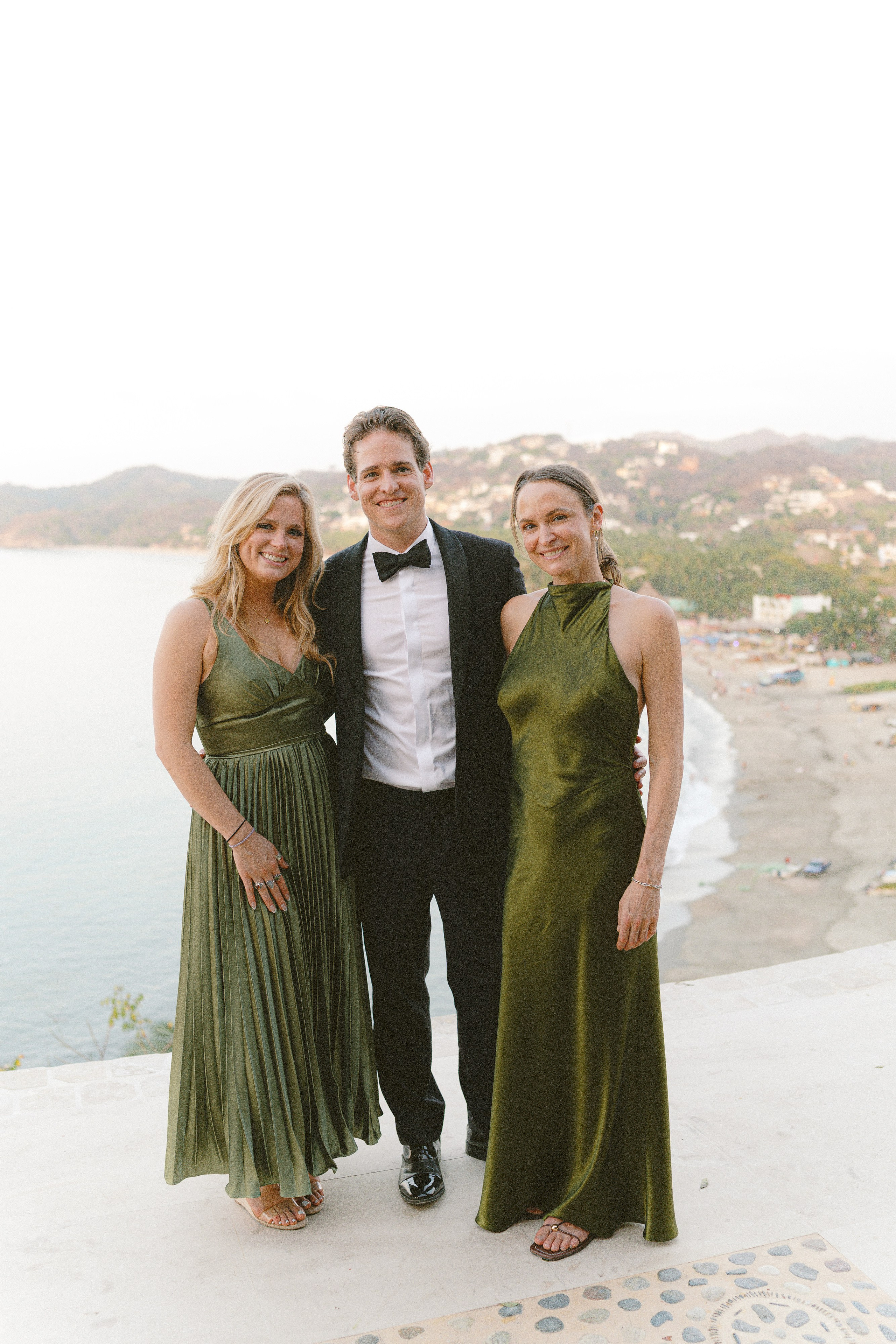 Olivia & Luke. Sayulita Wedding Photographer, Puerto Vallarta, Cabo
