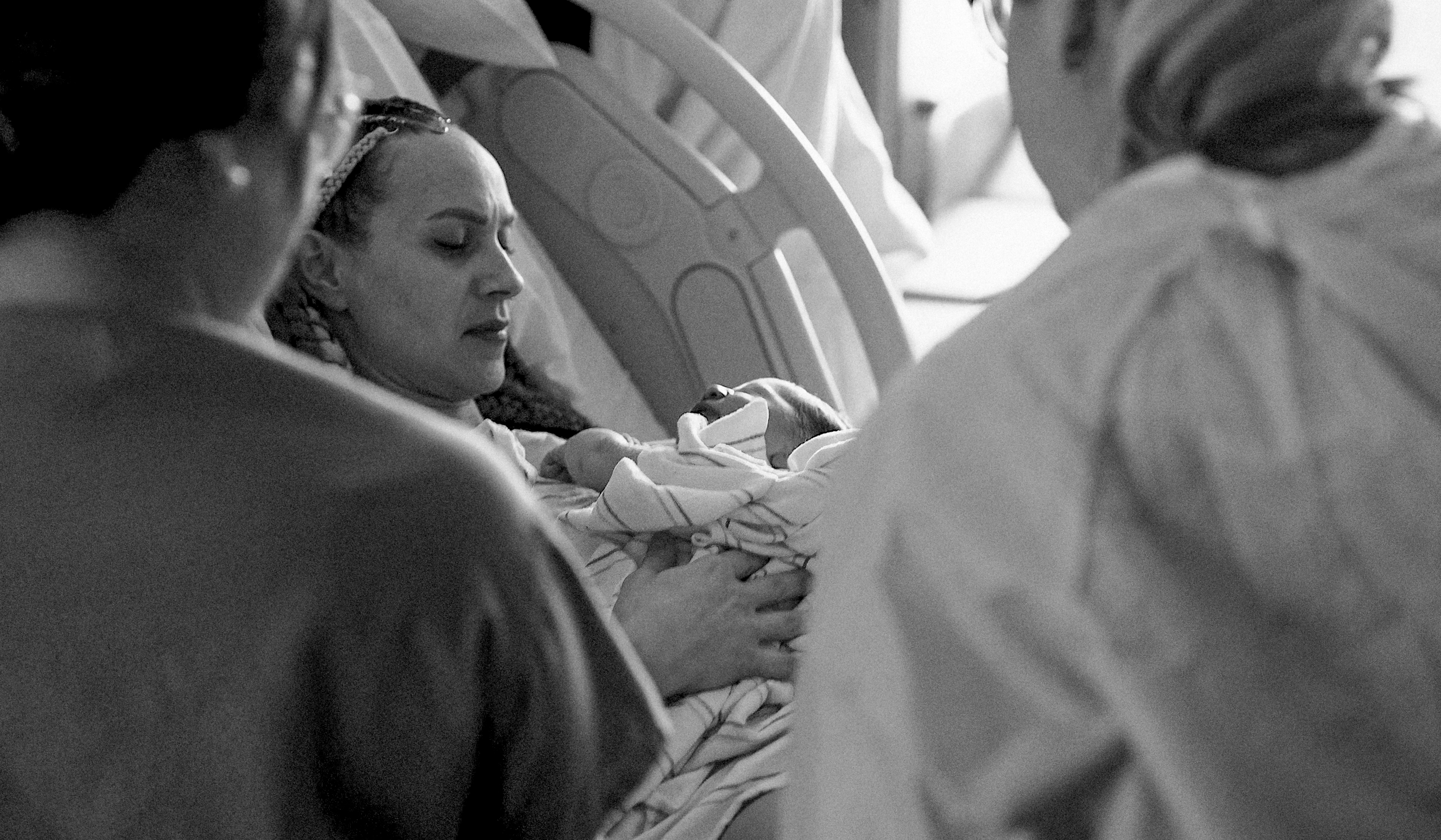 Hospital Birth Photography. Alisa Tant — Family and newborn photographer Bucks County, Montgomery county, Philadelphia, NJ
