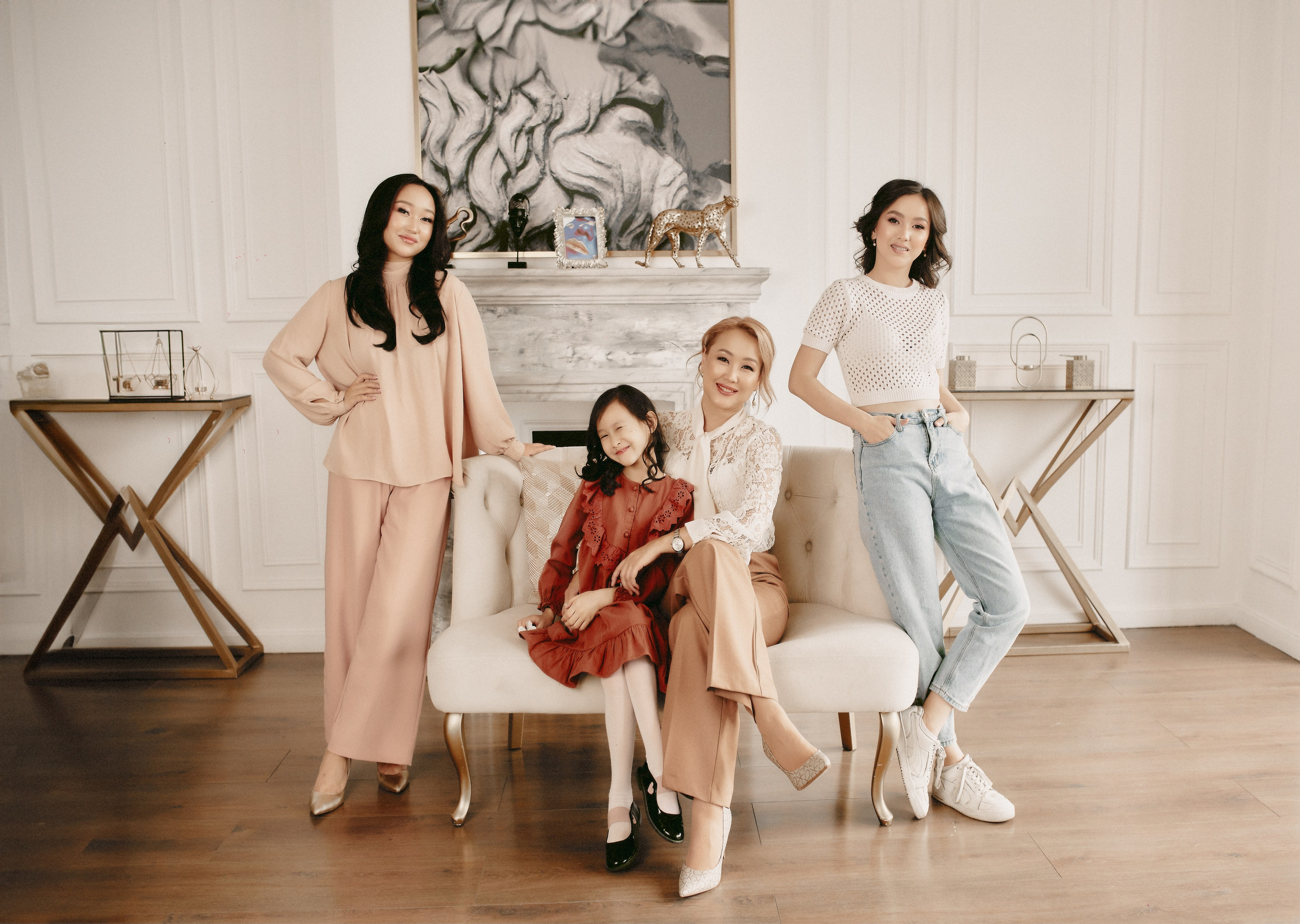 Дарика с девочками. Валерия Вартанова. Фотограф