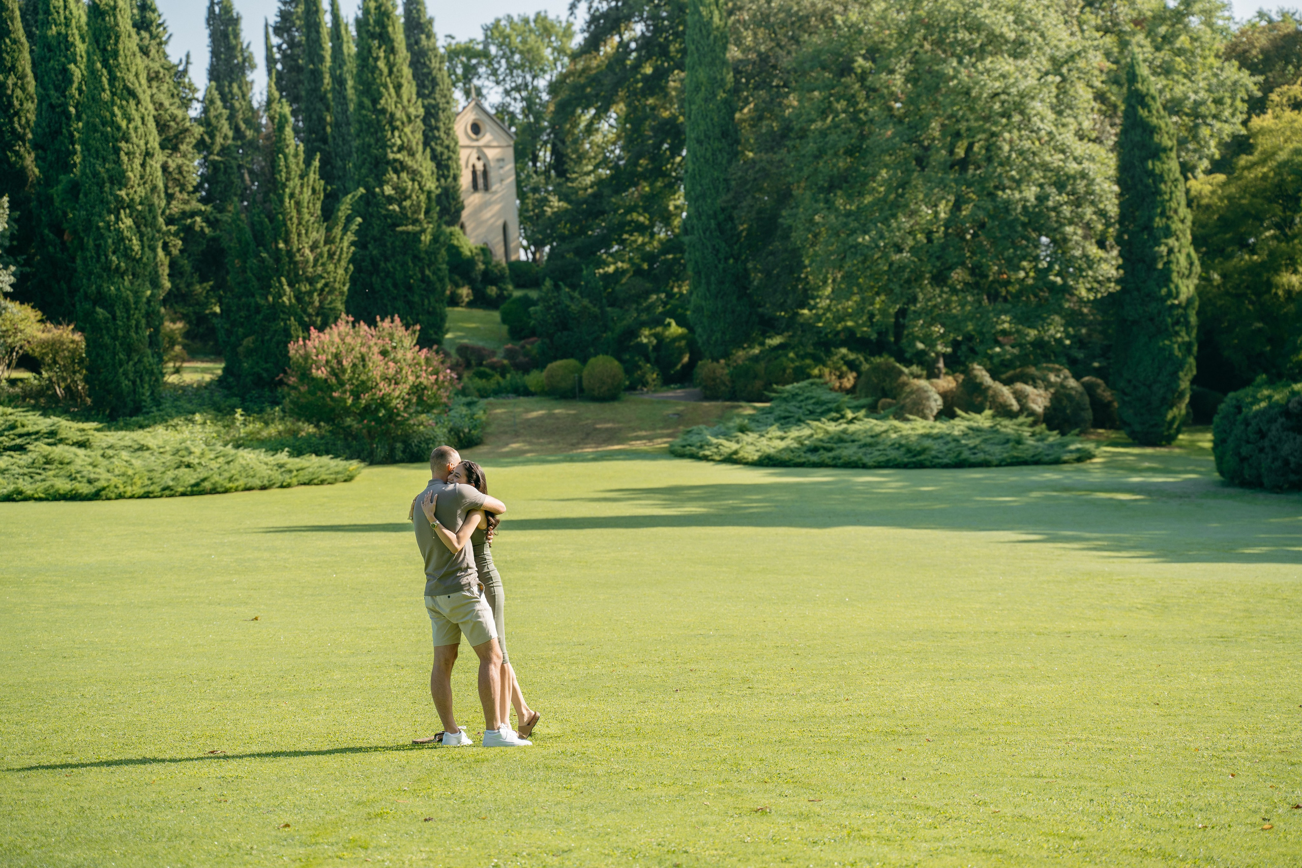 Surprise proposal and engagement photoshoot in one of the most romantic gardens of Italy near Verona.