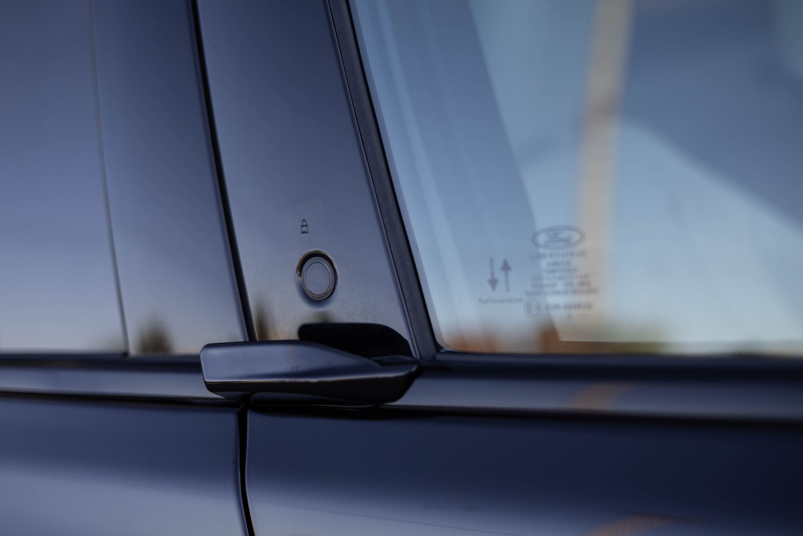 Пример фото автомобиля на продажу. Семейный фотограф Кишиневе, Молдова Врабий Ольга