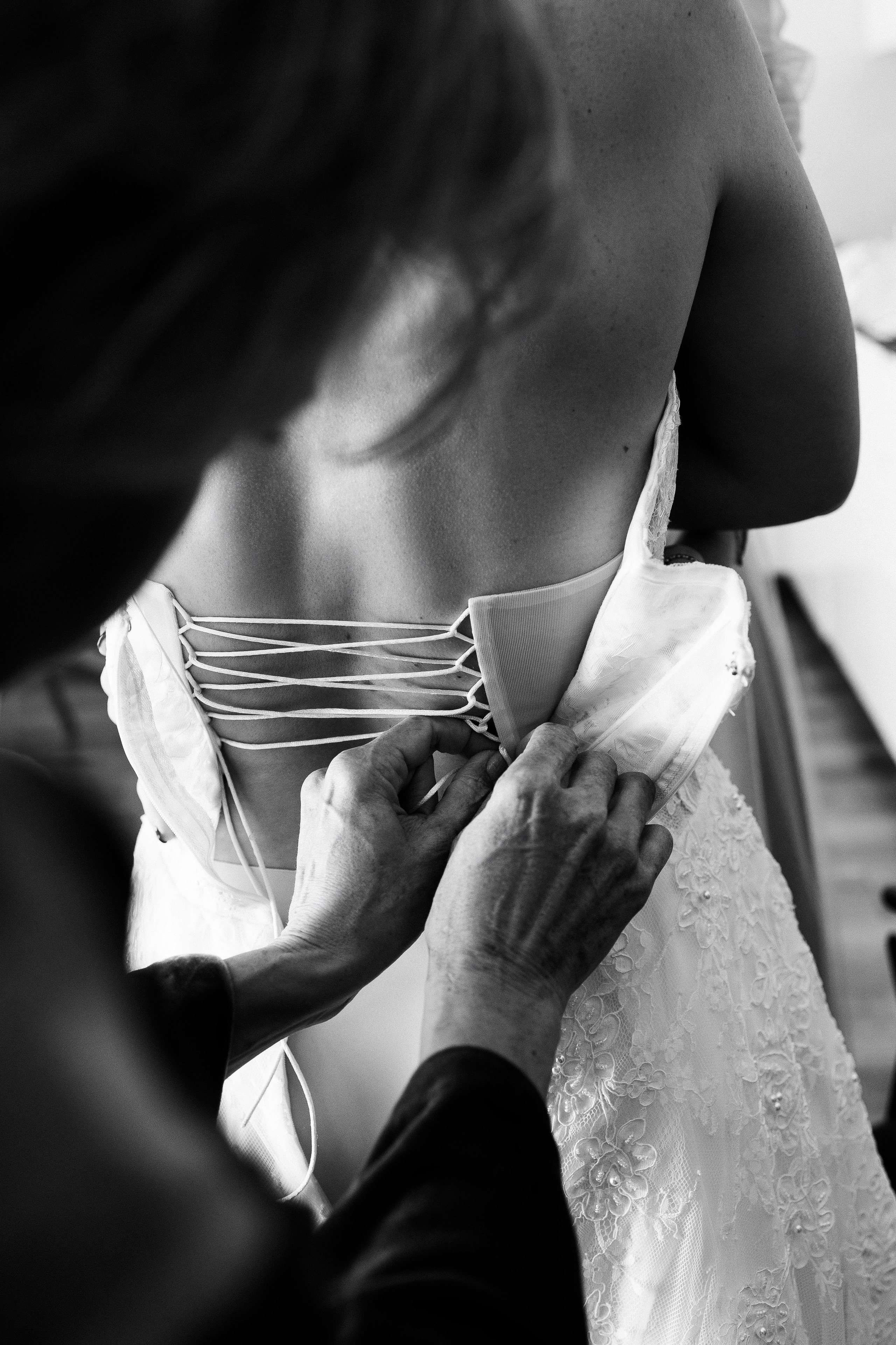 Emotional wedding moments Lake Garda