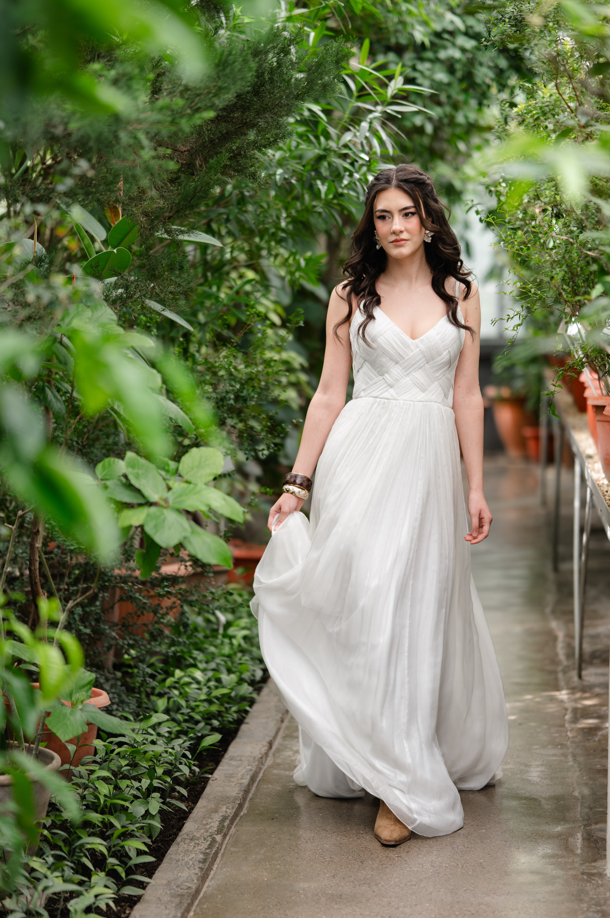 Botanical BRIDE. Alexandra Hanu Photographer