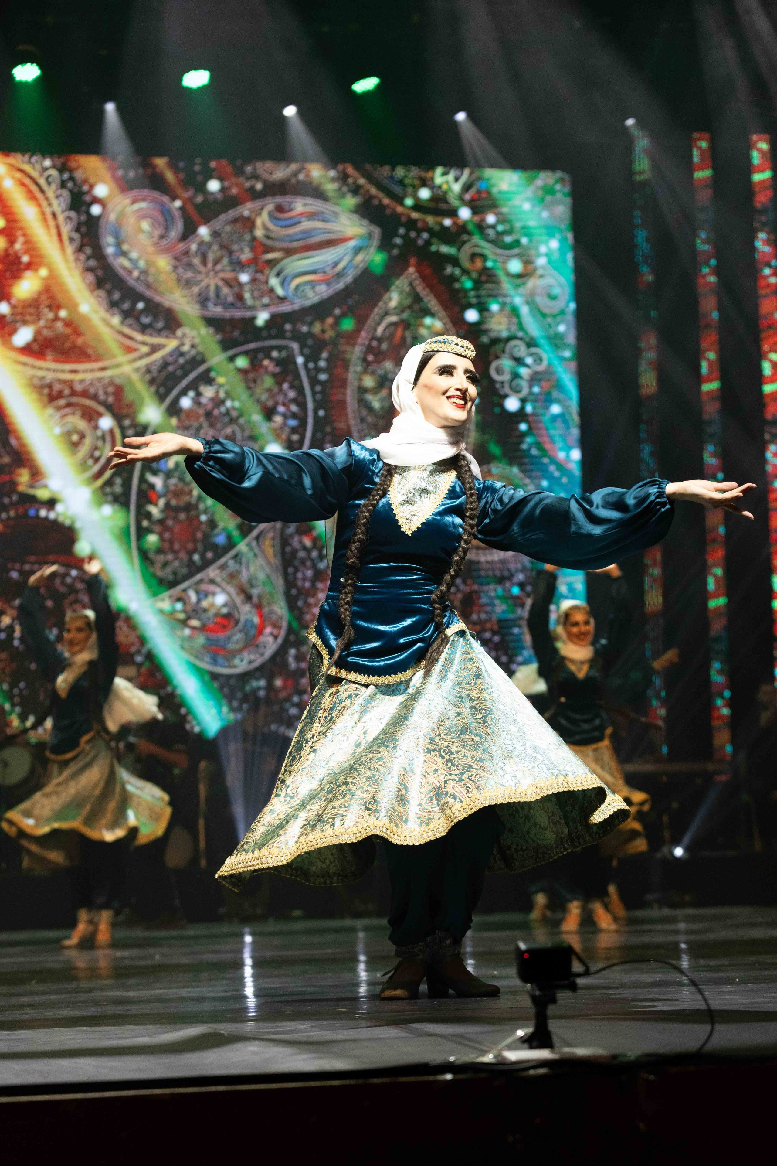 STATE DANCE ENSEMBLE. Wedding&Event photographer Ismail Rzayev in Baku