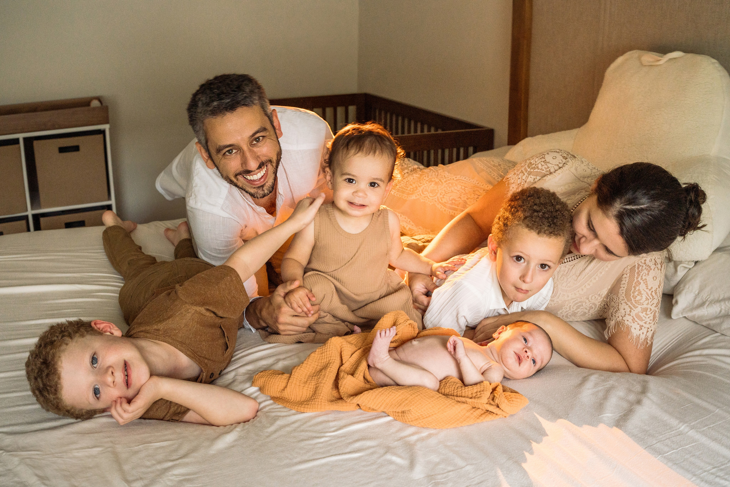 Sara, Henry, Landon, Oliver, Mila, Isla. Wedding and family photographer and videographer PA, NJ, NY, DE, MD