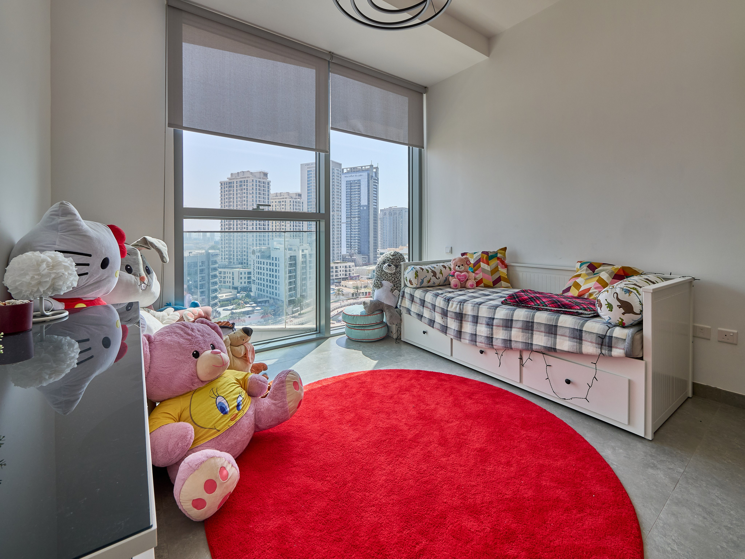 Dubai Marina Apartment — Real Estate Photography. Hotel Photographer in Dubai — Interiors & Commercial by Oleg Novikov