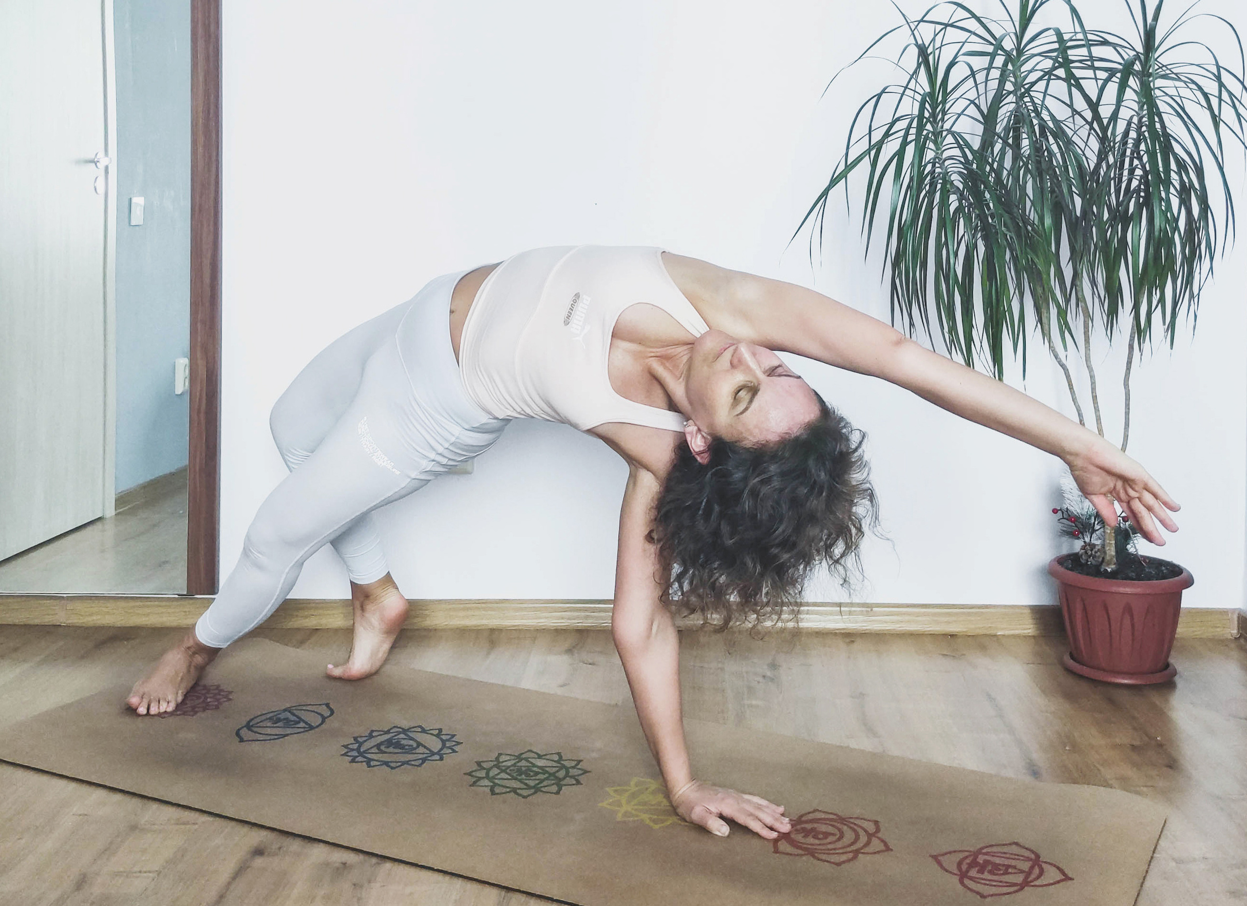 ONLINE Fotoshooting Taisia in Saints-Peterburg. Nina Janeckova Photographer and Videographer in Bodensee Ravensburg