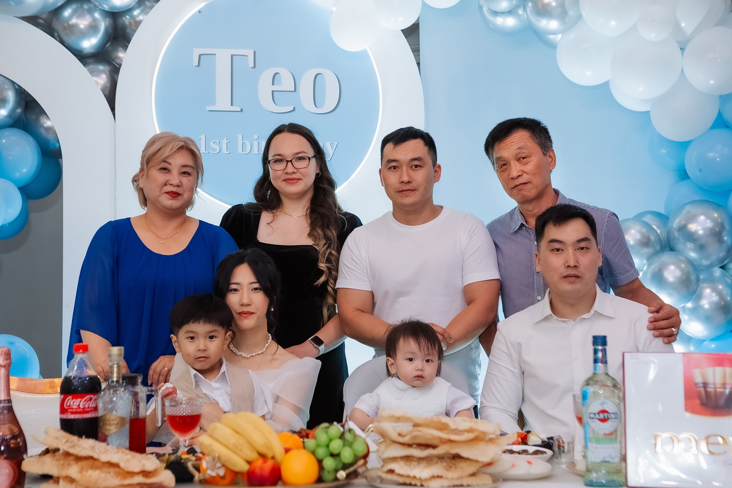 Тео дома и в ресторане. Фотограф беременности, ньюборн и годовасиков в Корее Жанна Хан