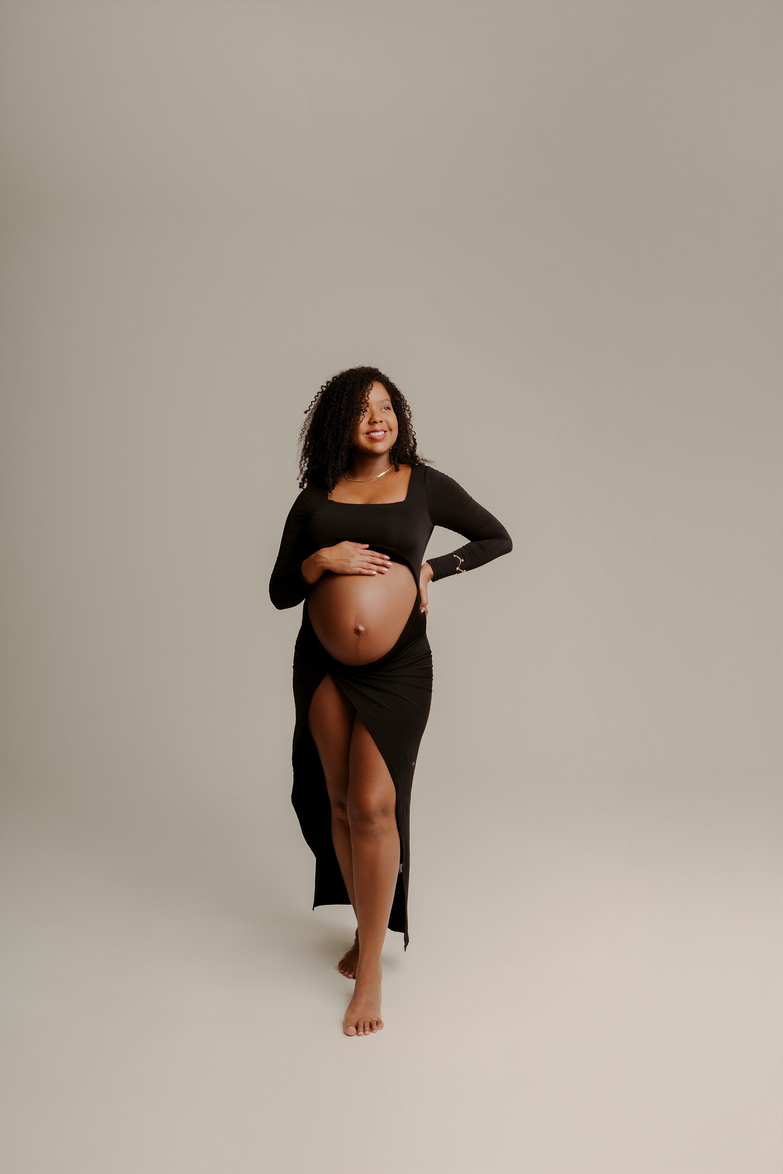 Verena à espera de Júlia. Estúdio Natani Fotografia