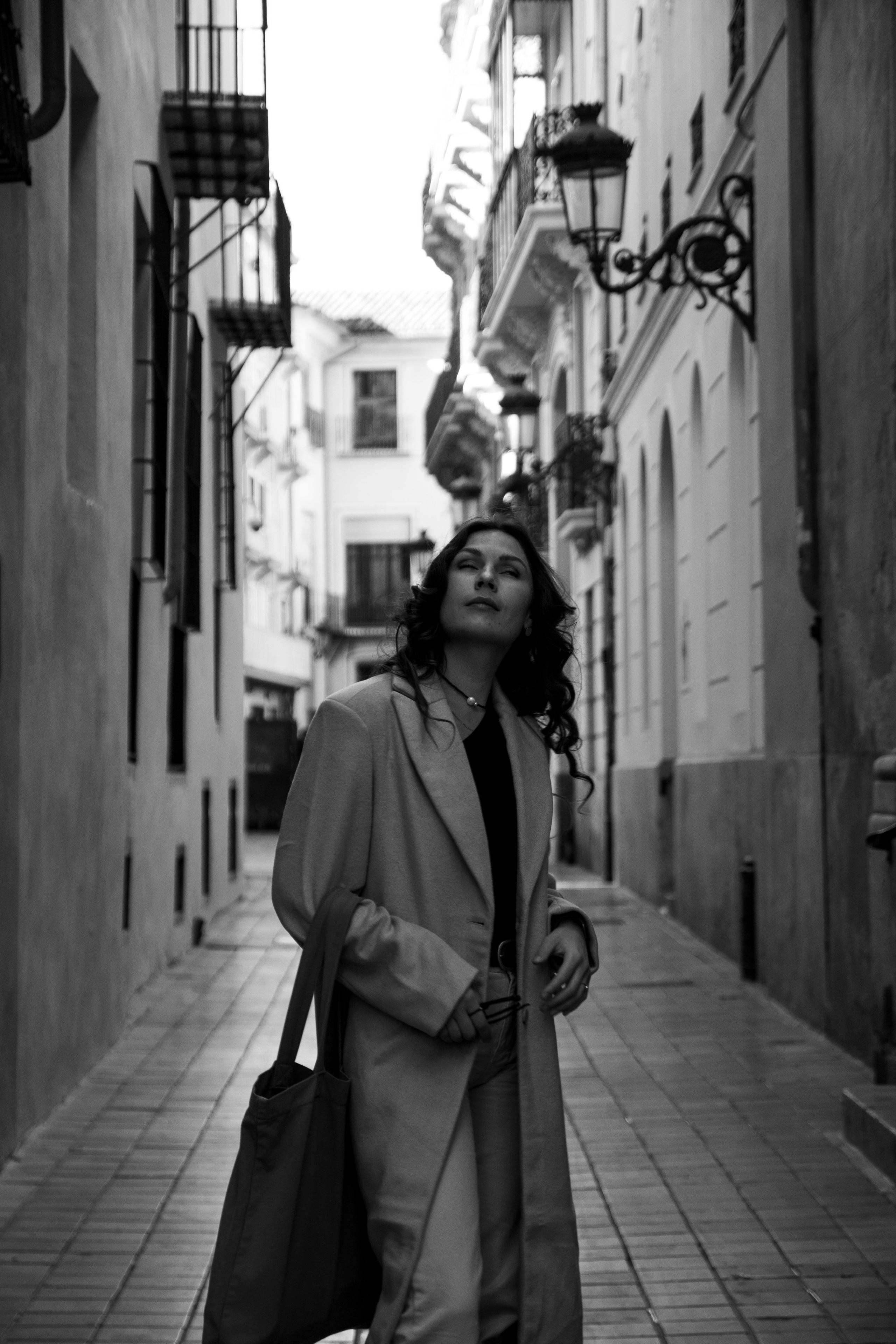 PASEO EN VALENCIA. Fotógrafa Olena Petryk. Realizo sesiones de fotos en Puerto de Sagunto