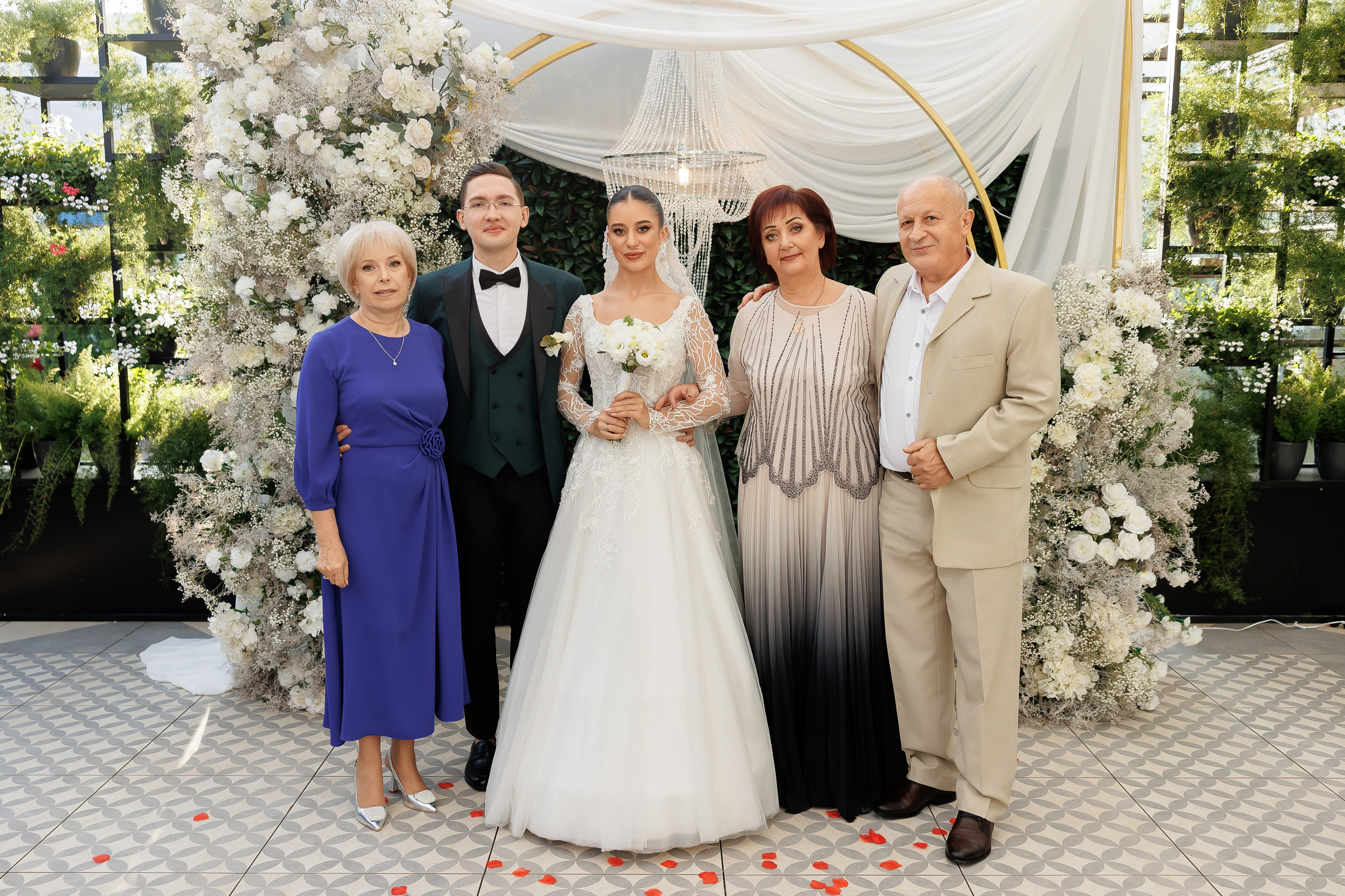 Serghei & Erica — Queen Residence. Servicii Foto și Video 067188353