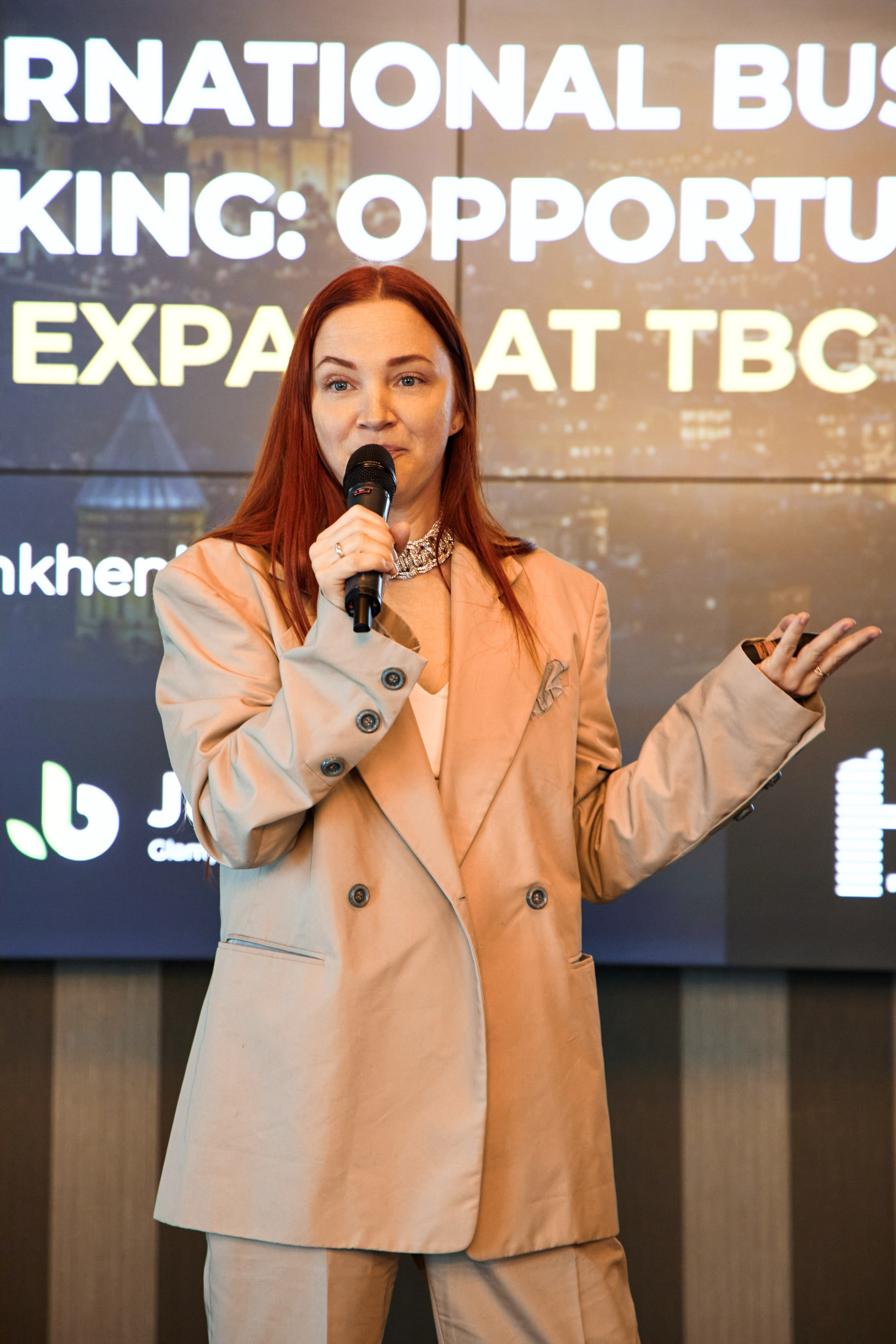 Репортажная съёмка в Тбилиси. Фотограф Тбилиси — Мамука | Портреты, Контент, Бизнес-съёмки