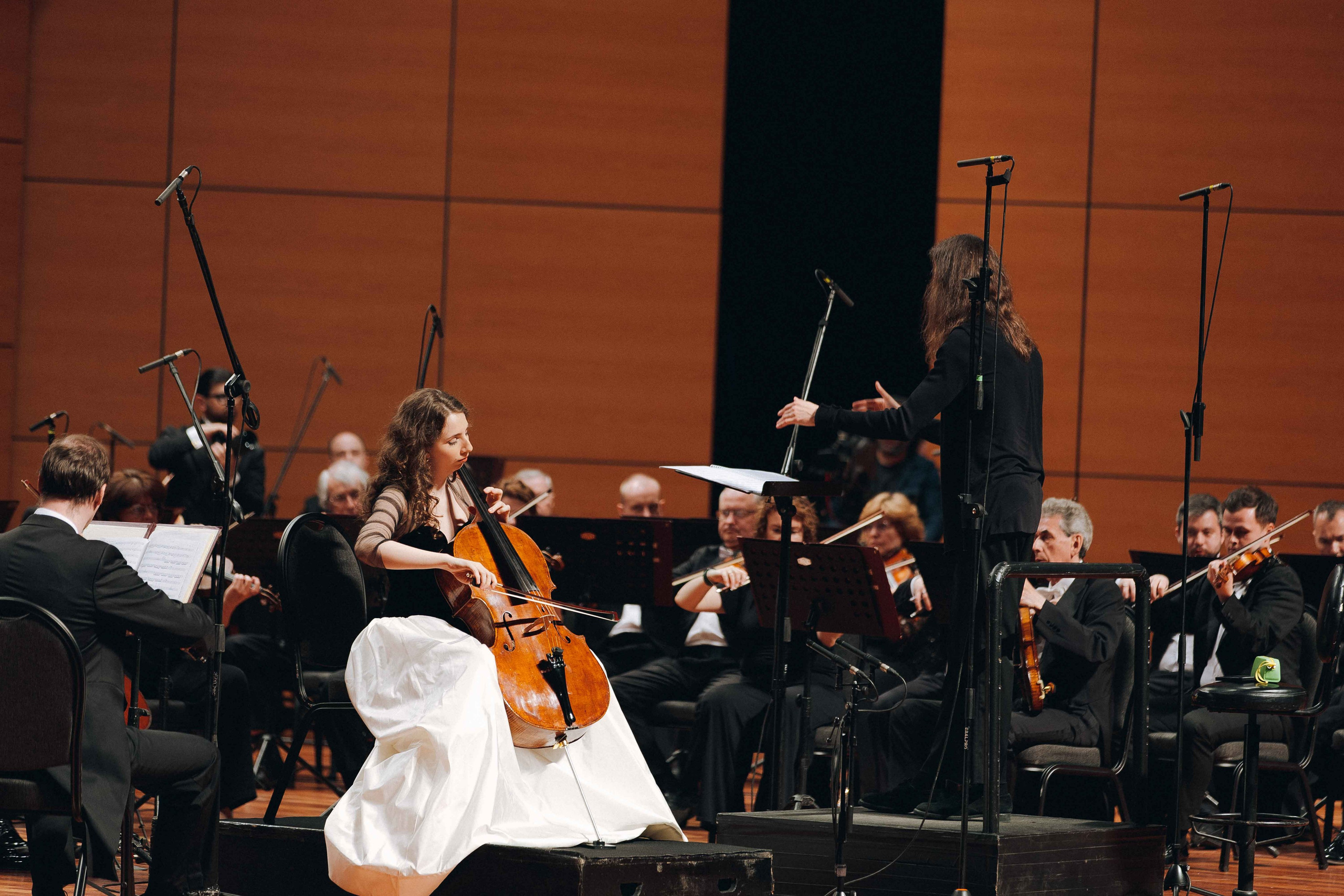 The Tchaikovsky Academic Grand Symphony Orchestra in Istanbul. Wedding&Event photographer Ismail Rzayev in Baku