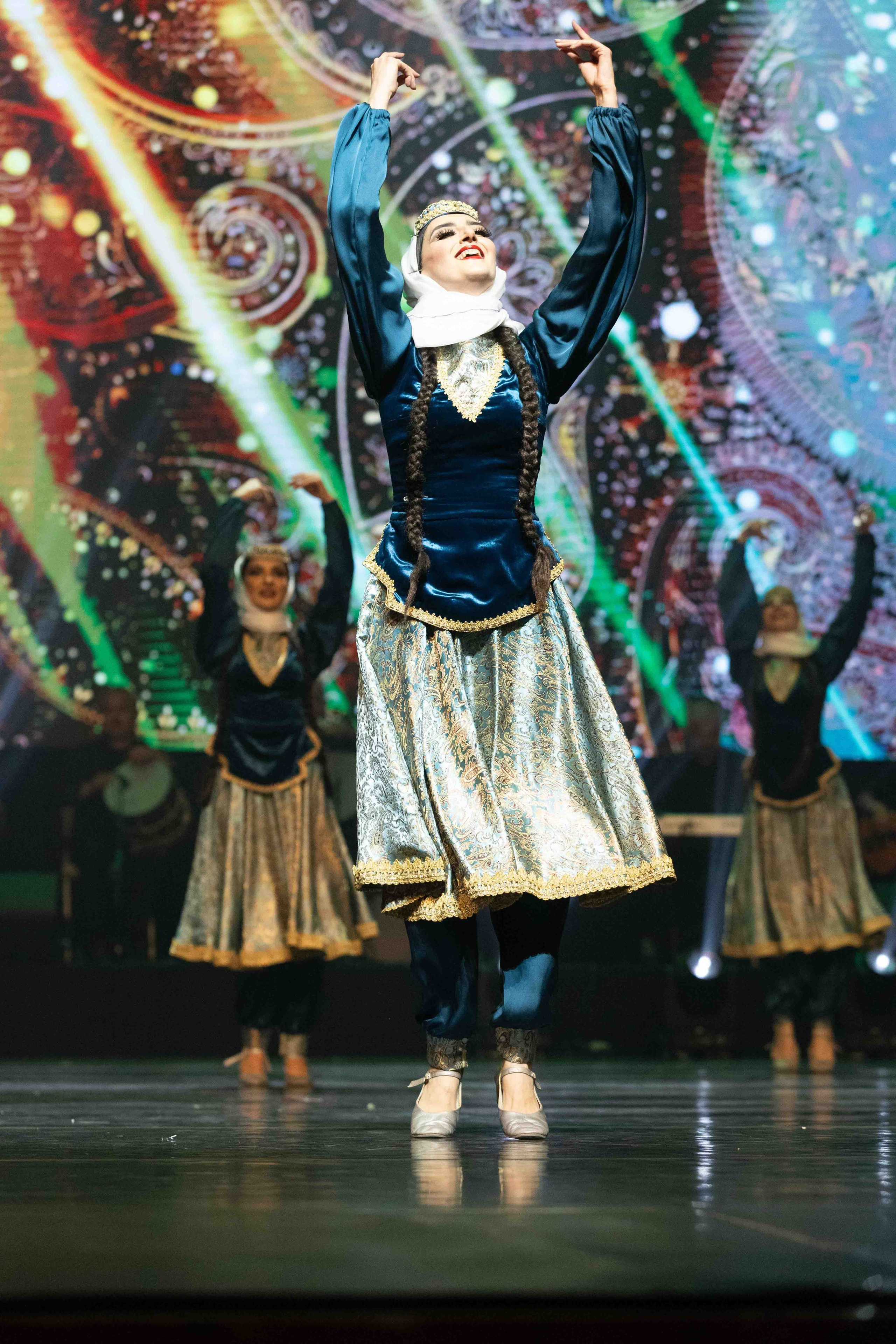 STATE DANCE ENSEMBLE. Wedding&Event photographer Ismail Rzayev in Baku