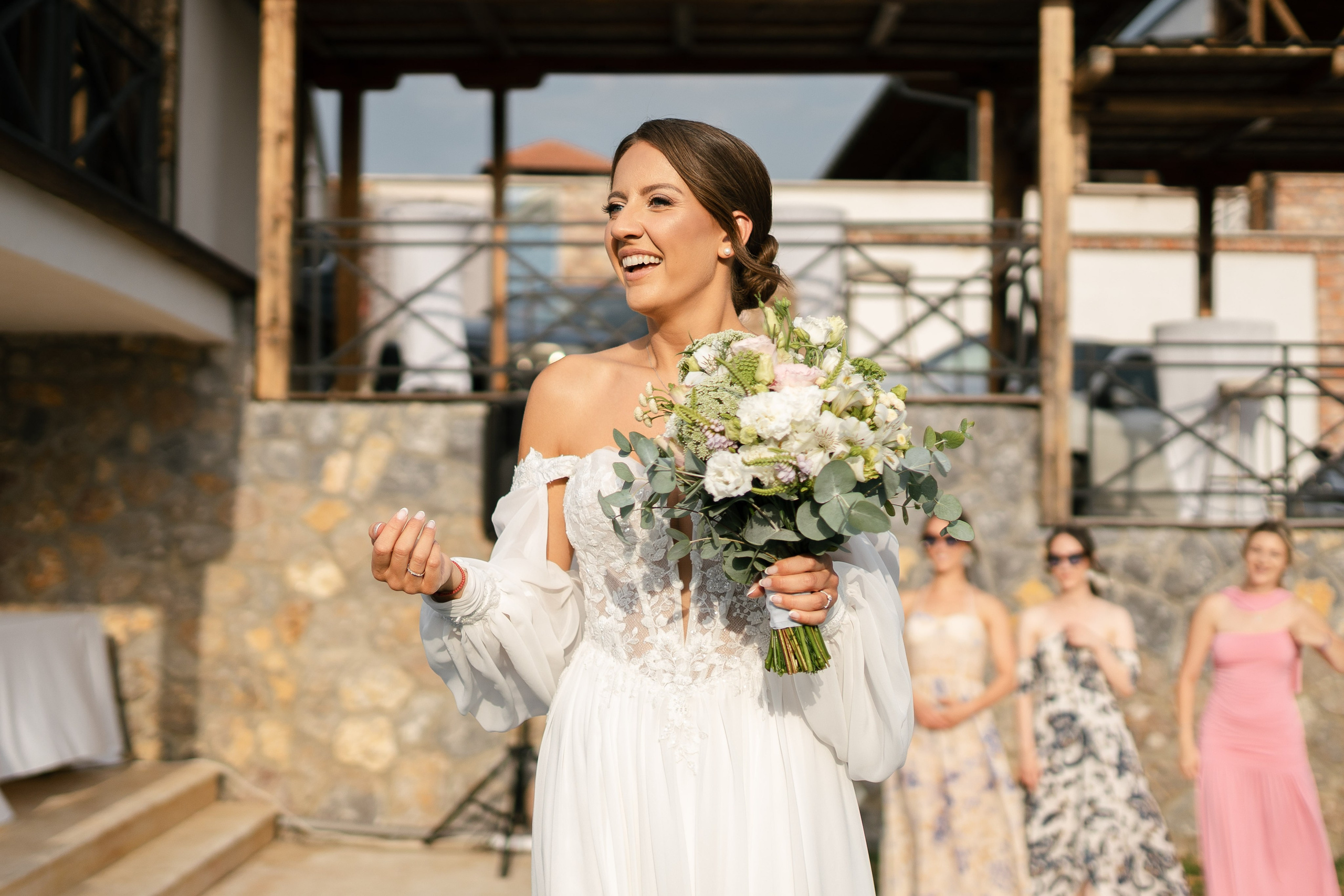 M&D|Between City Lights and Hidden Oasis. Black Sheep Produkcija| Wedding Photography and Wedding Films, based in Kragujevac, Europe / Fotograf i videograf, Kragujevac, Srbija