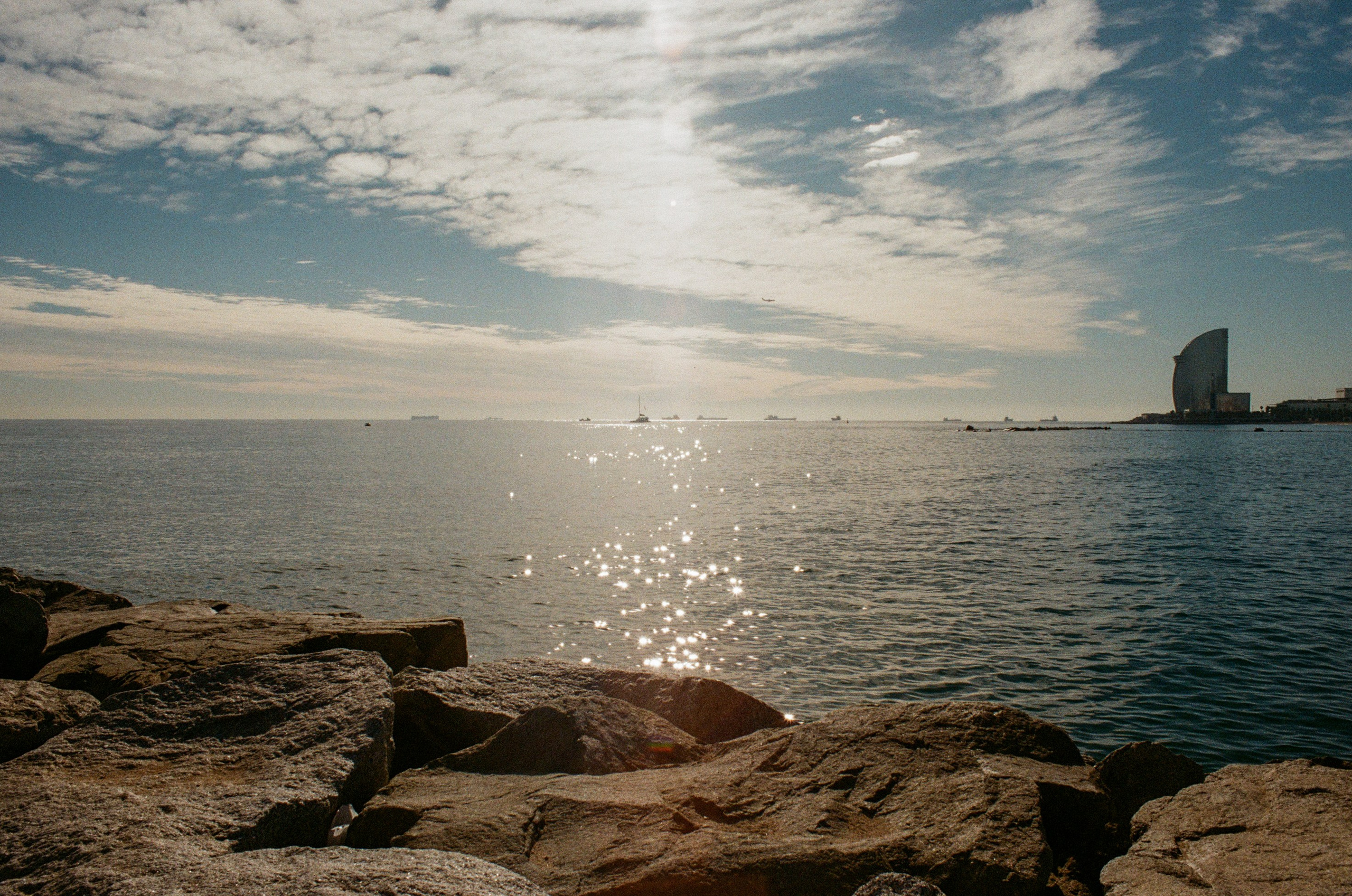 Barcelona — Light, Rhythm and Architecture. Wedding Stories — Professional Wedding Photography & Videography in Germany, Italy, Spain & all across Europe