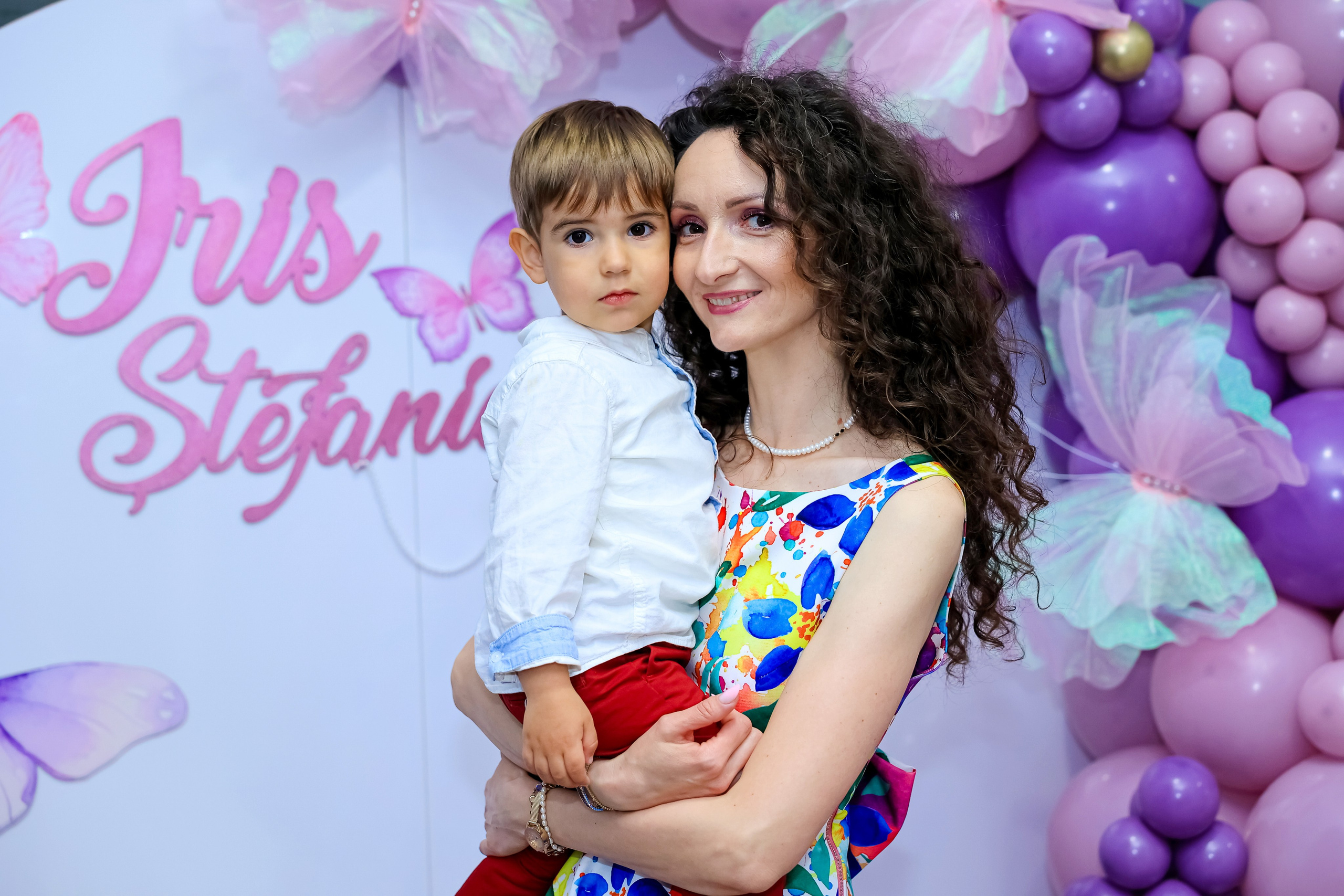 Iris Stefania. Moments By Gub