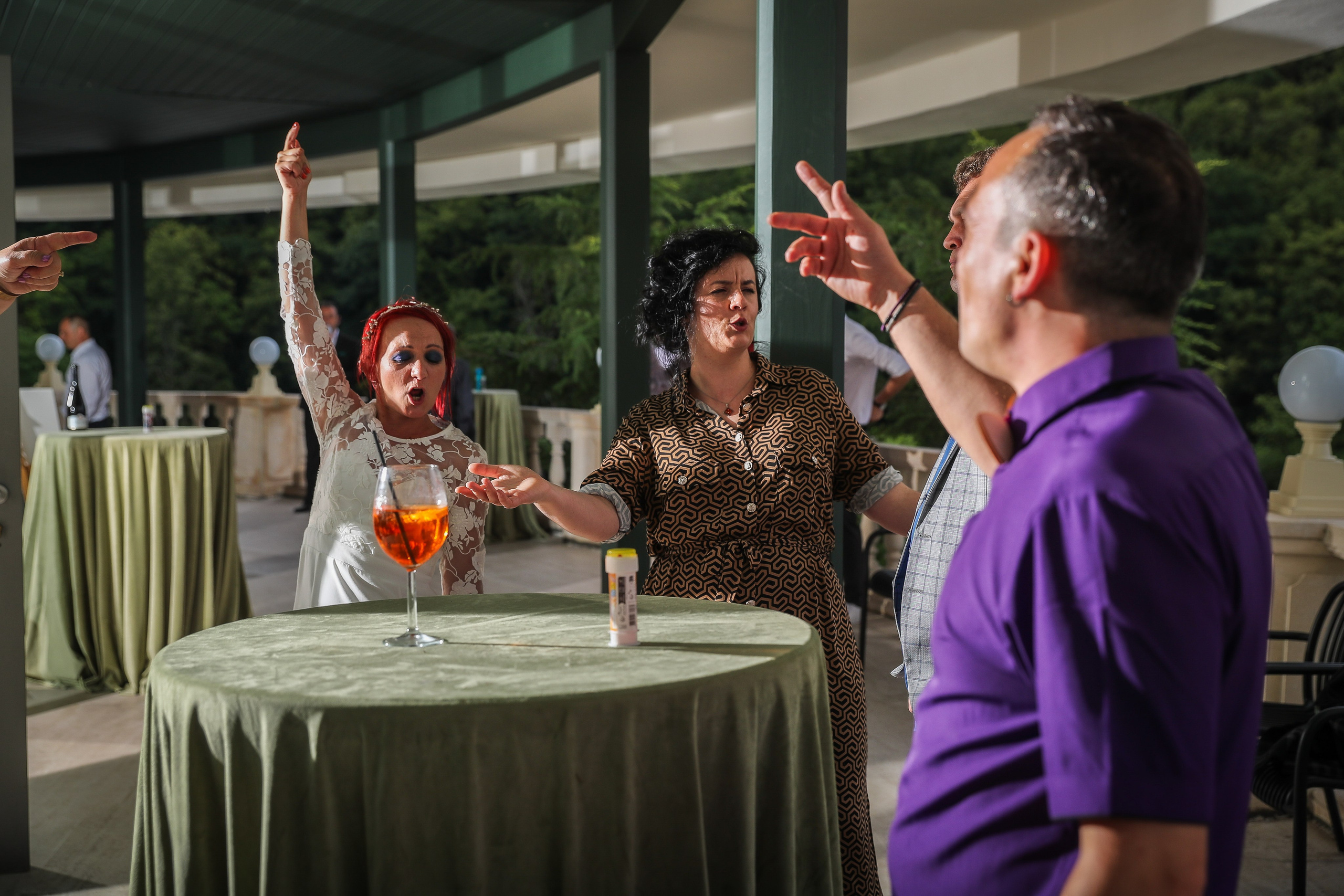 Oana&Bogdan — distractie, rasete, amintiri. Rares Bucur is a professional wedding photographer based in Cluj-Napoca, Romania, specializing in wedding photography