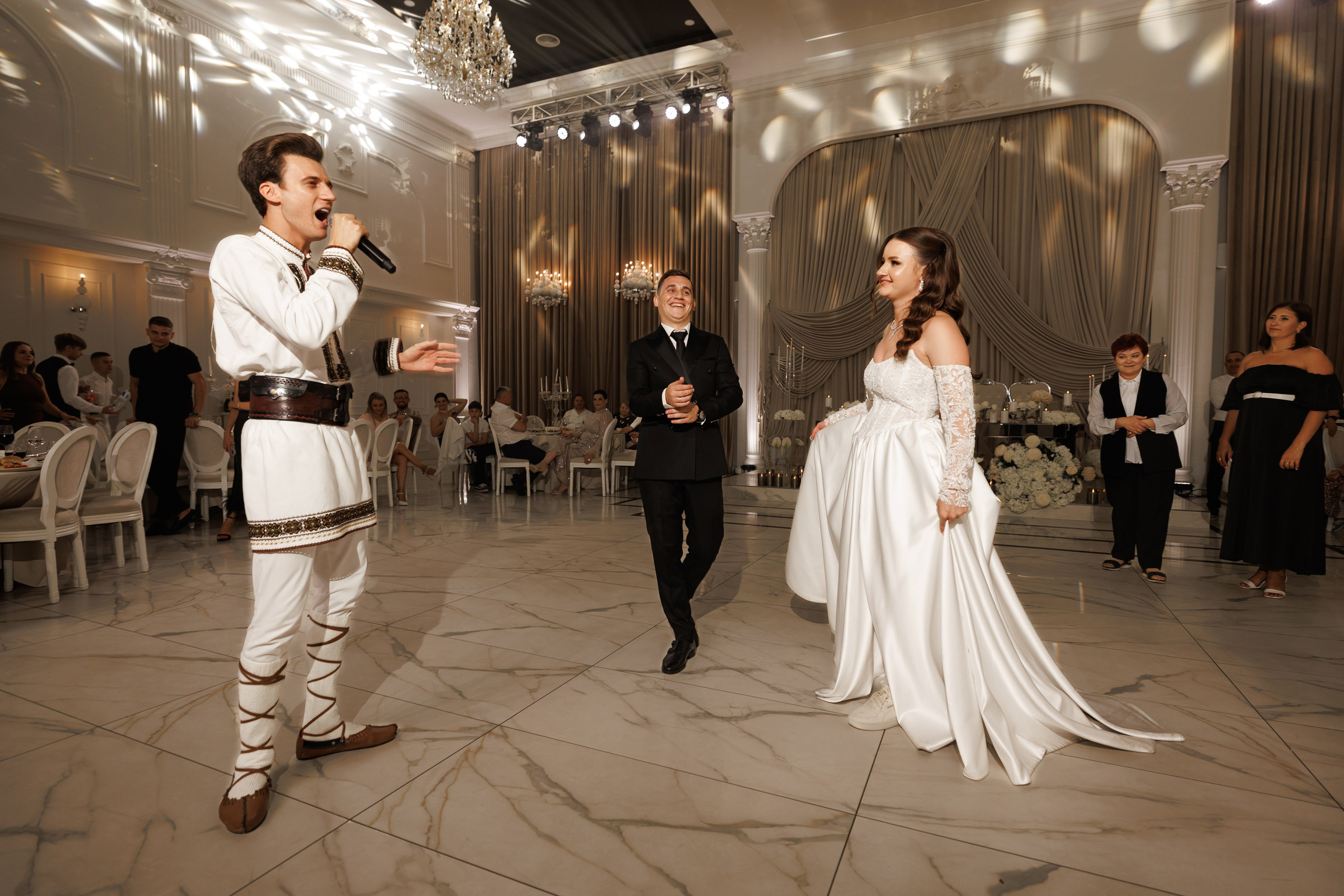 Fotograf nunta chisinau. Dinu Malancea. Dinumalancea.com — fotograf de nunta si familie. Moldova, Romania, UE